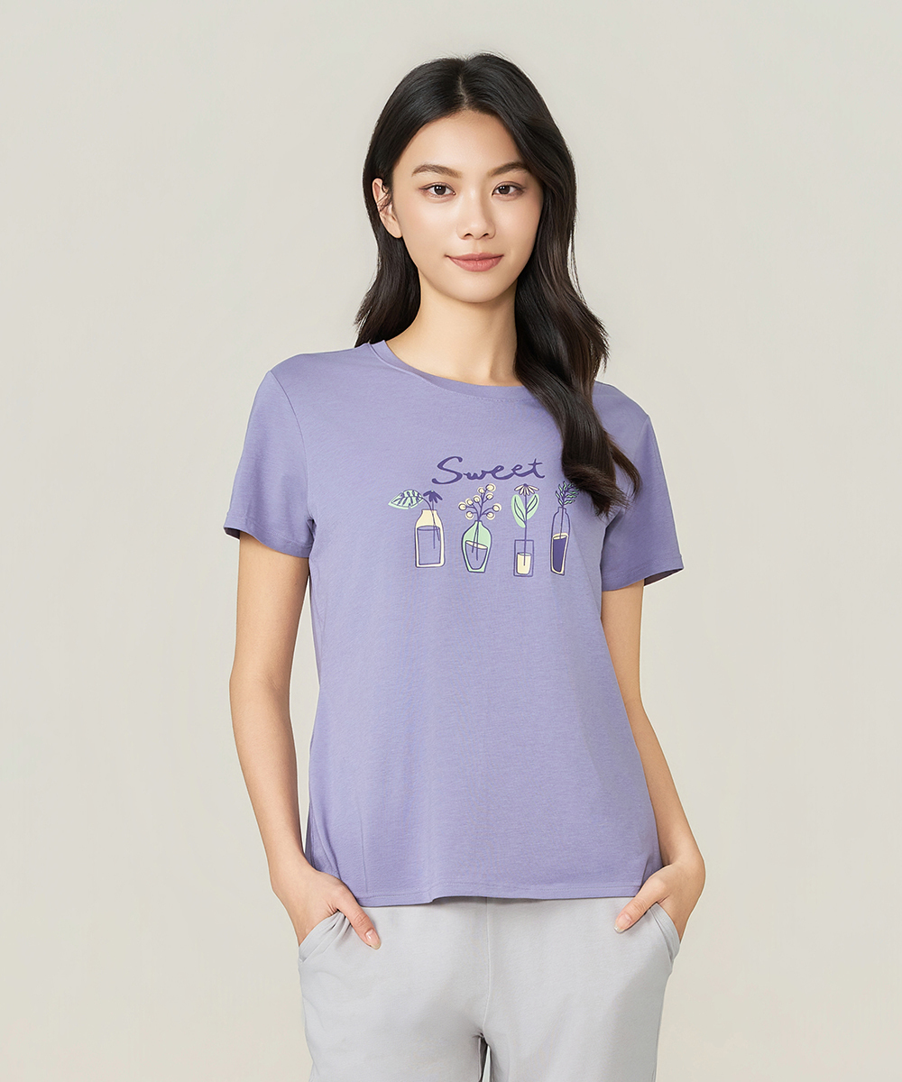 自由空間-圓舞曲 親密棉柔女印花圓領短袖衫 UE025526