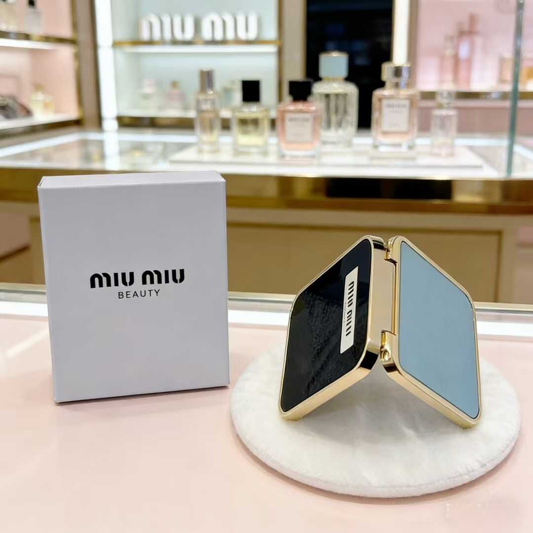 Miu Miu Beauty 限定贈品黑面灰白底摺疊雙面化妝鏡
