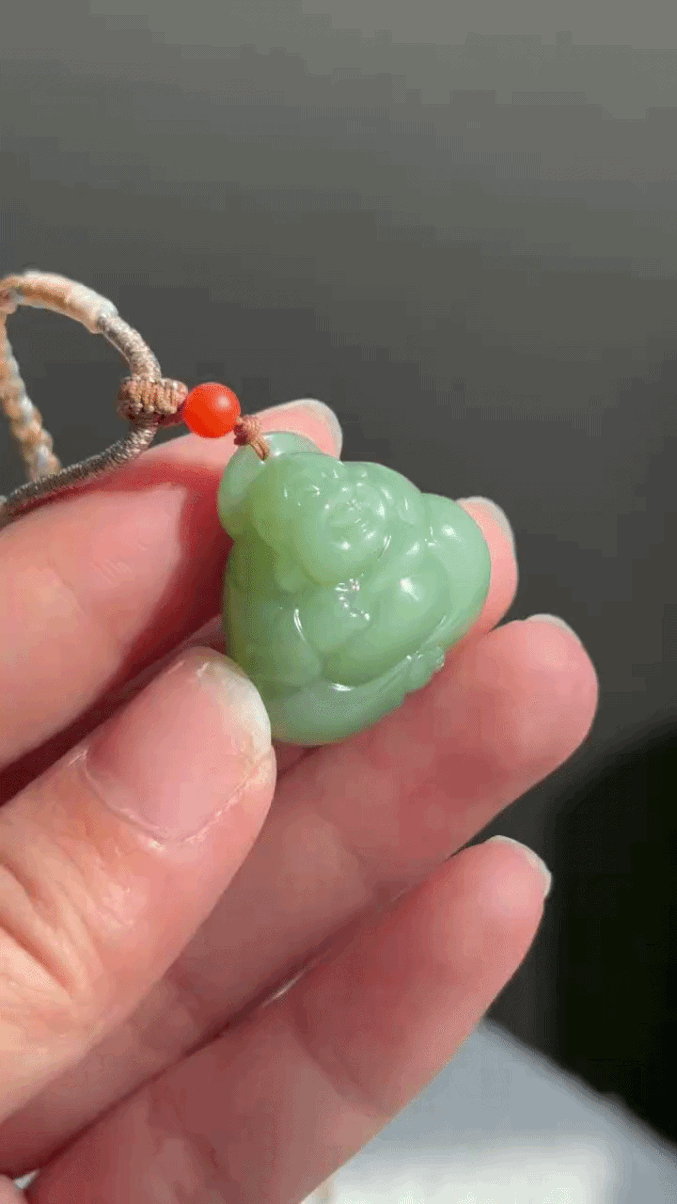 36720 和田玉佛公