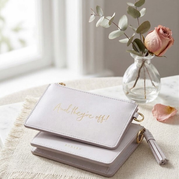 【預購】RADLEY LONDON H031714 肯塔基賽馬會全皮革拉鍊小錢包