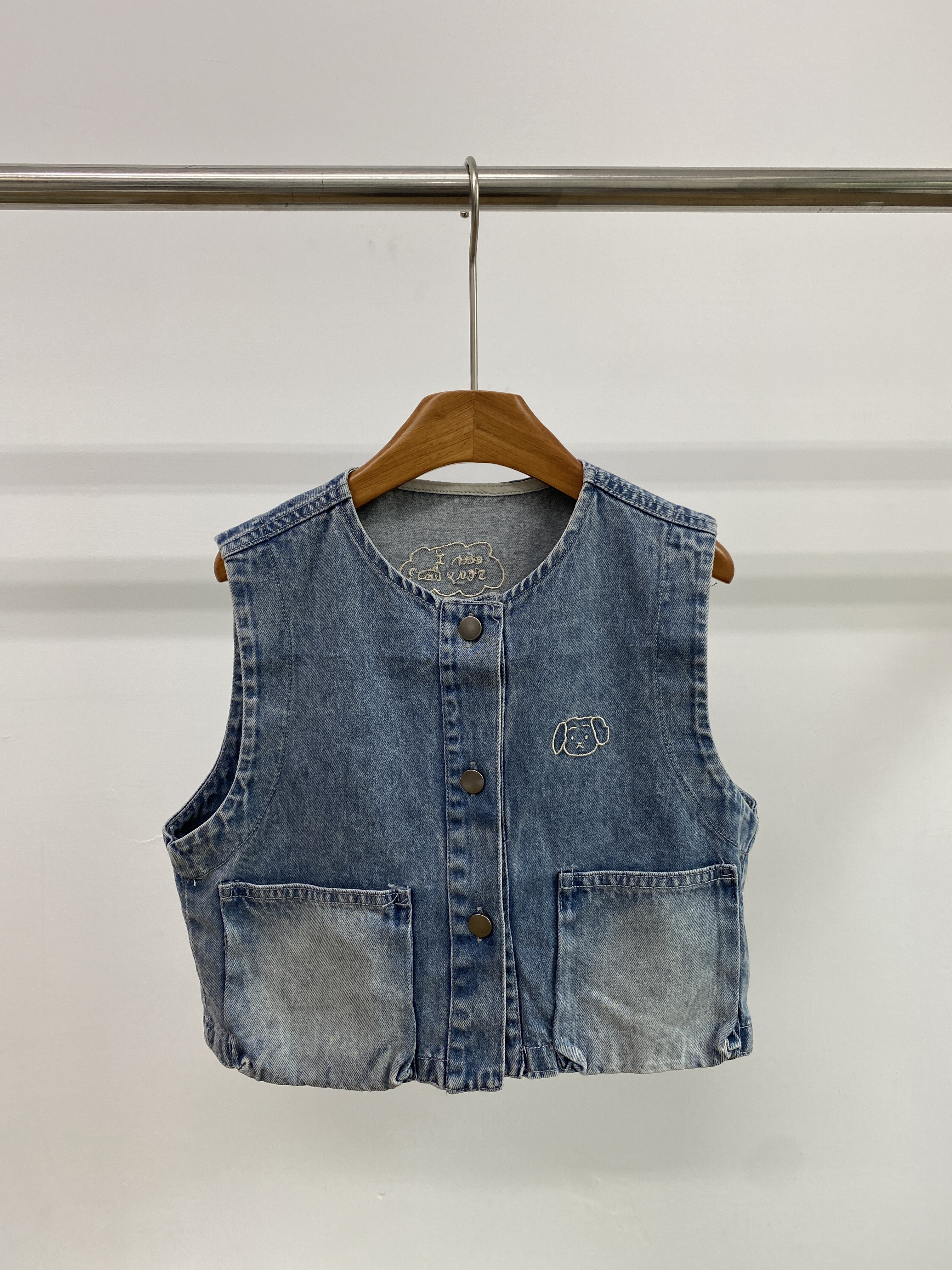 A04501刷白牛仔背心