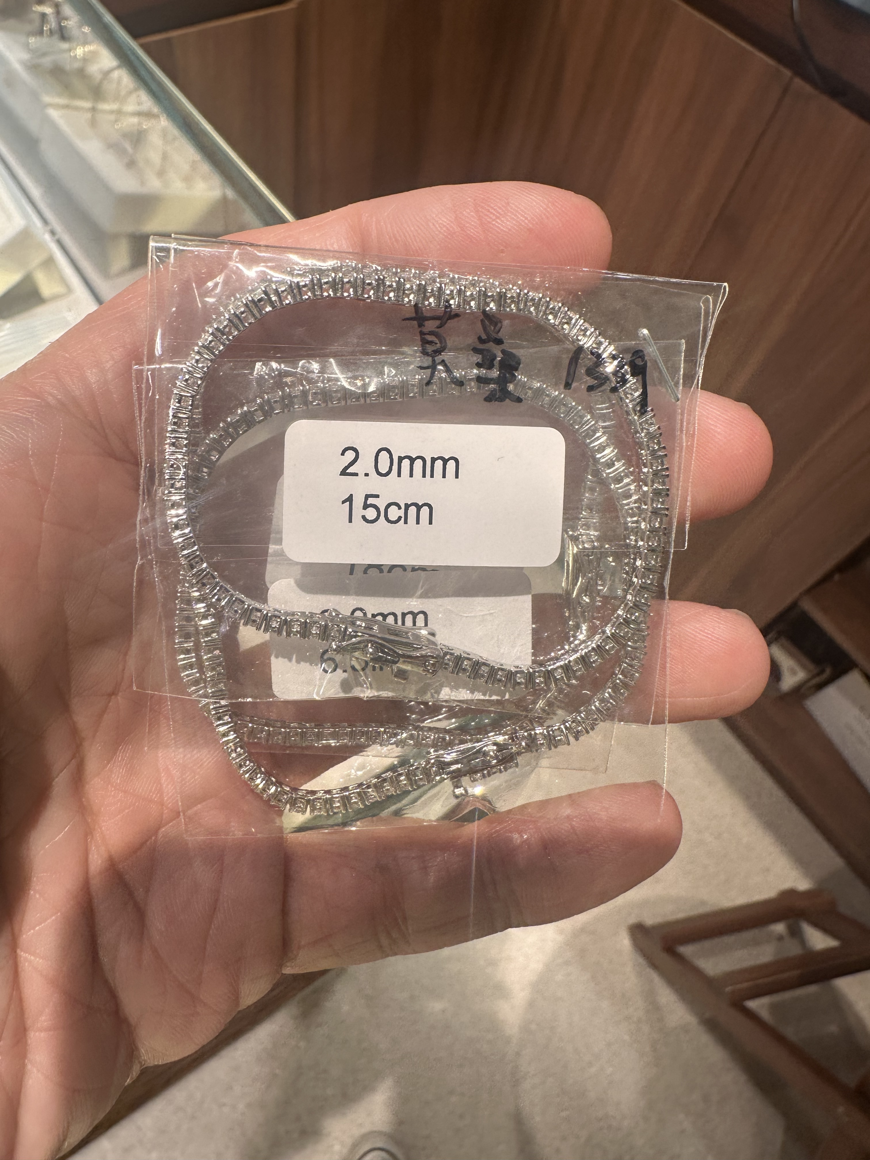 Svb133 2mm莫桑石(15.16.17.18.19 cm)