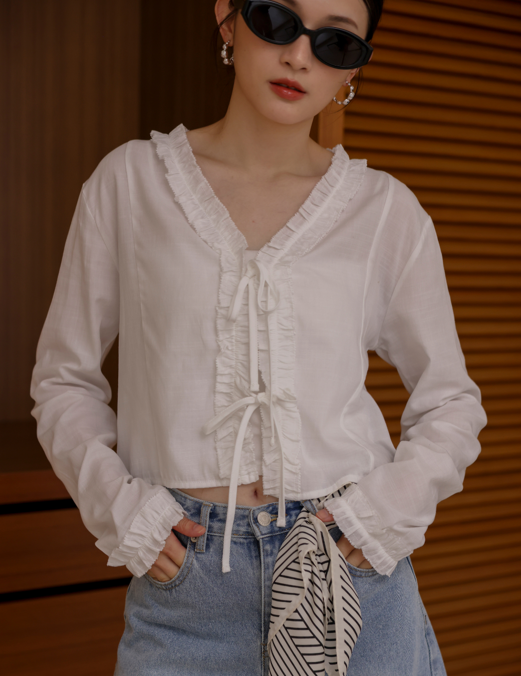 層次花邊綁帶上衣（2尺寸）