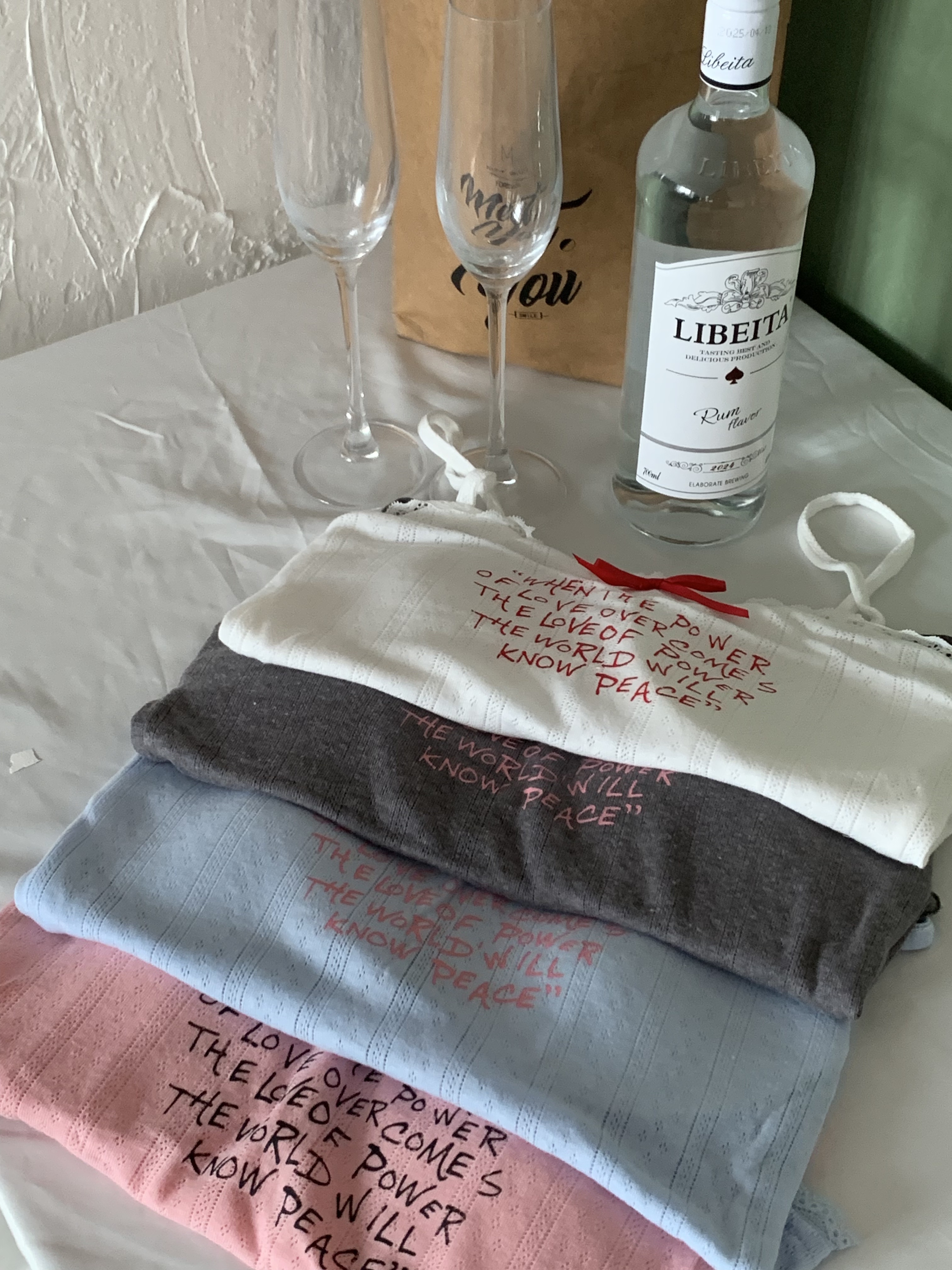 多巴胺繽紛字母小吊帶🤍❤️