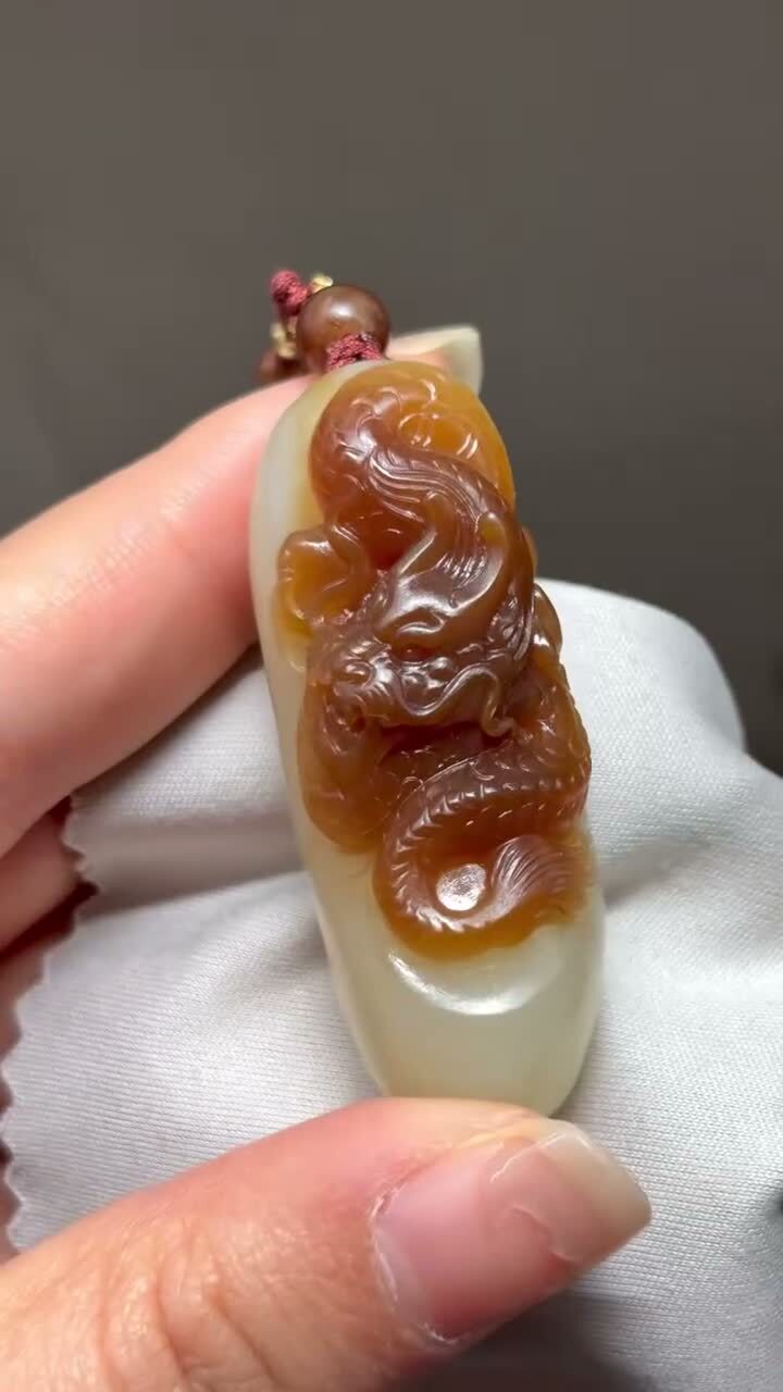 和田玉金山糖白龍,天然和田玉軟玉