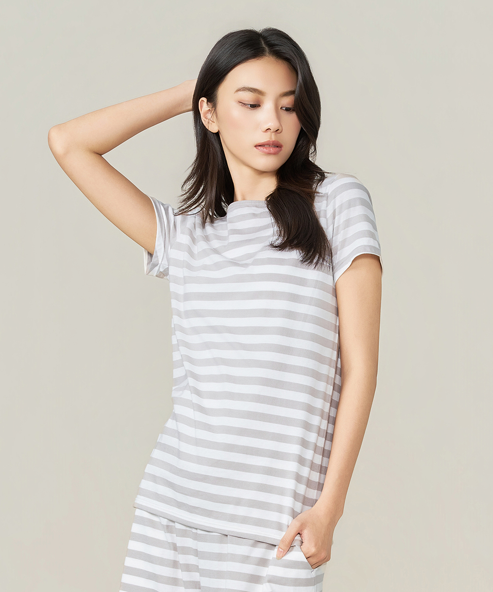 自由空間-條紋棉 輕柔純棉女船領短袖衫 UE028526