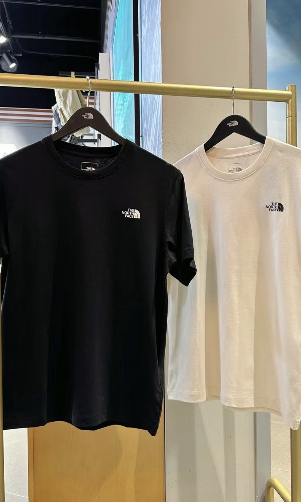 【2色入】The North Face ESSENTIAL FOUNDATION REGULAR SS T-shirt