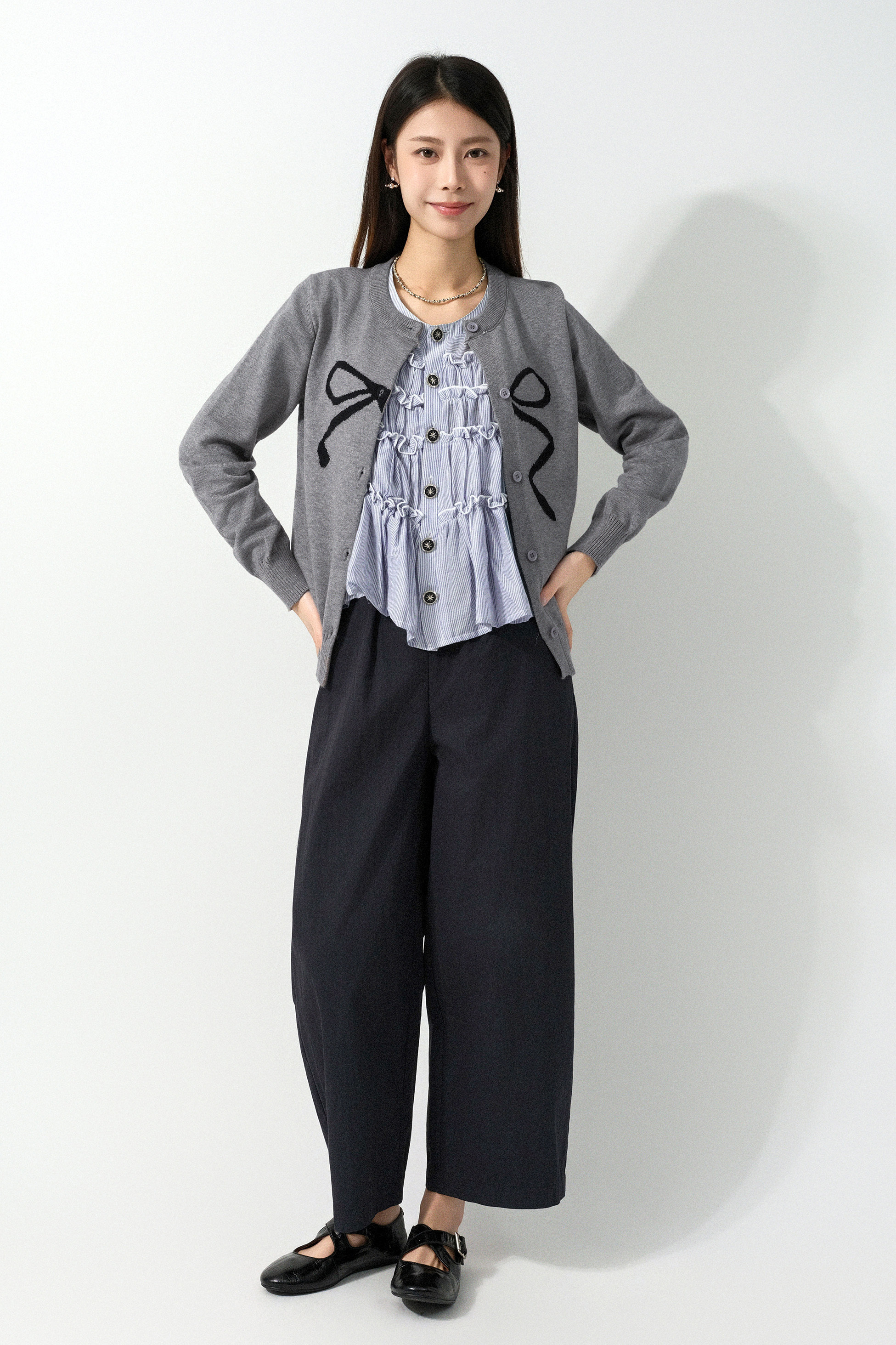 蝴蝶結織花圓領cardigan（預購產品）