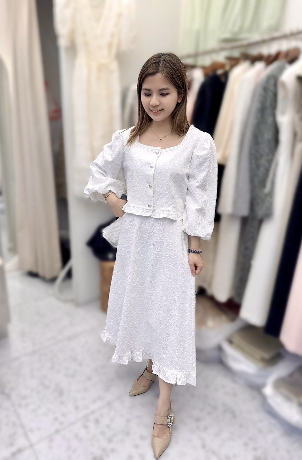 CT03  胸 38 長18 / 腰 27-34  hip46 長 31 $1099 (一口價)