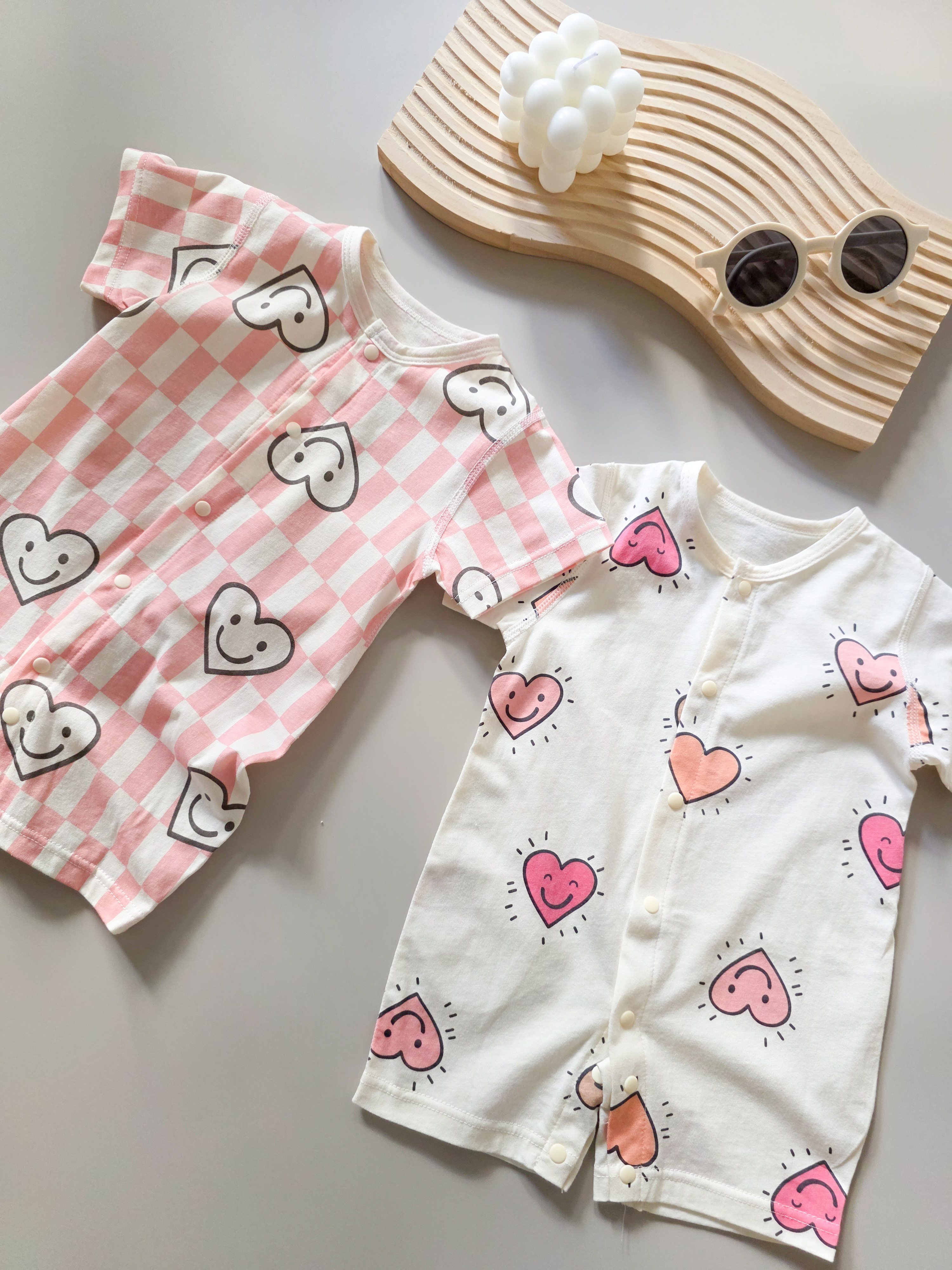 粉格笑臉愛心 短袖連身衣