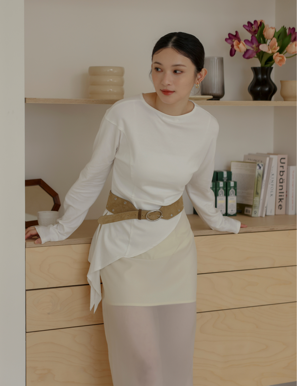 斜邊垂墜造型上衣（3尺寸）