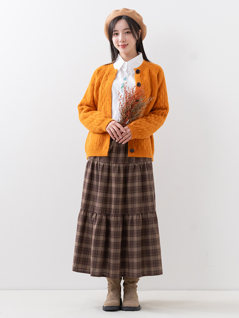 繡花襯衫仿皮釦針織外套法蘭絨蛋糕長裙