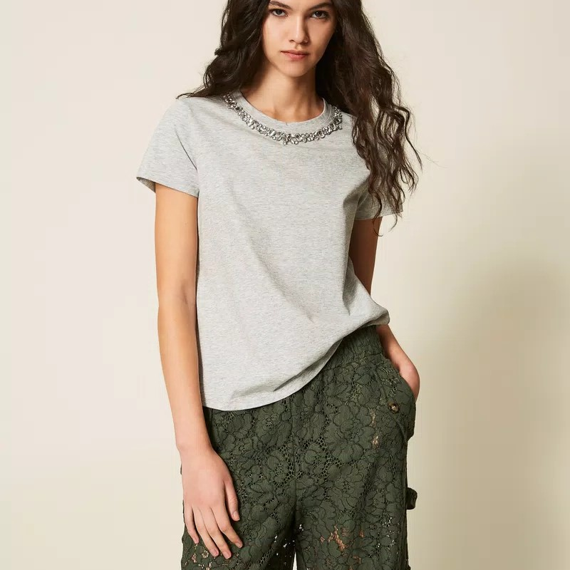 1TS0319-106 [TWINSET] Fitted T-shirt with Cabochon Embroidery Light Grey Melange #261LL2BEE (C-EU-E)