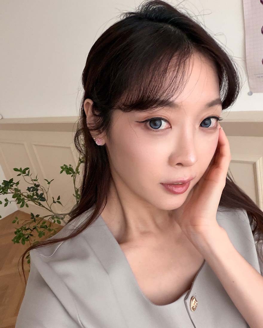 唯美綻放玫瑰花耳環-純銀針式
