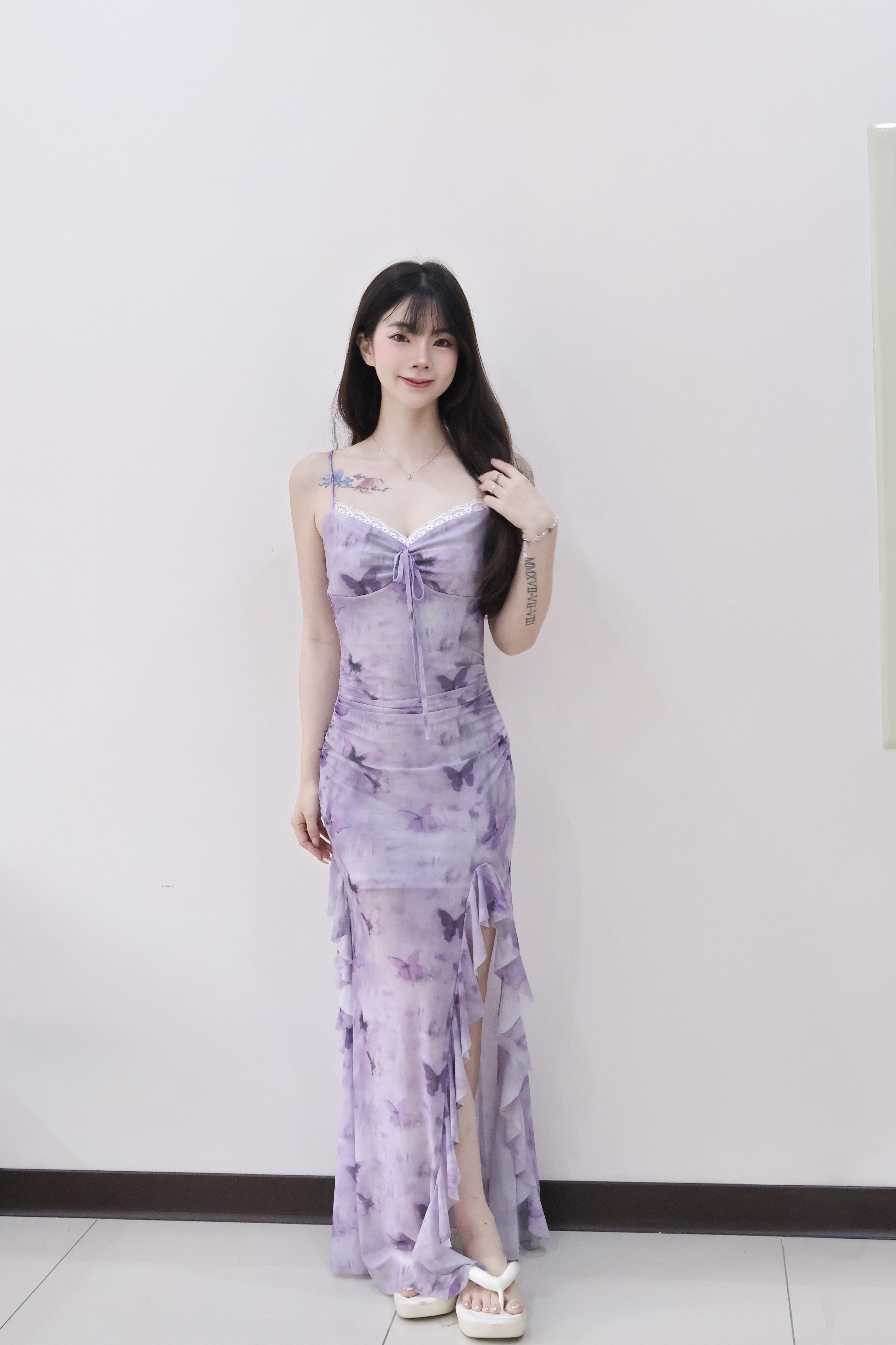 飄飄蝴蝶吊帶洋裝🦋