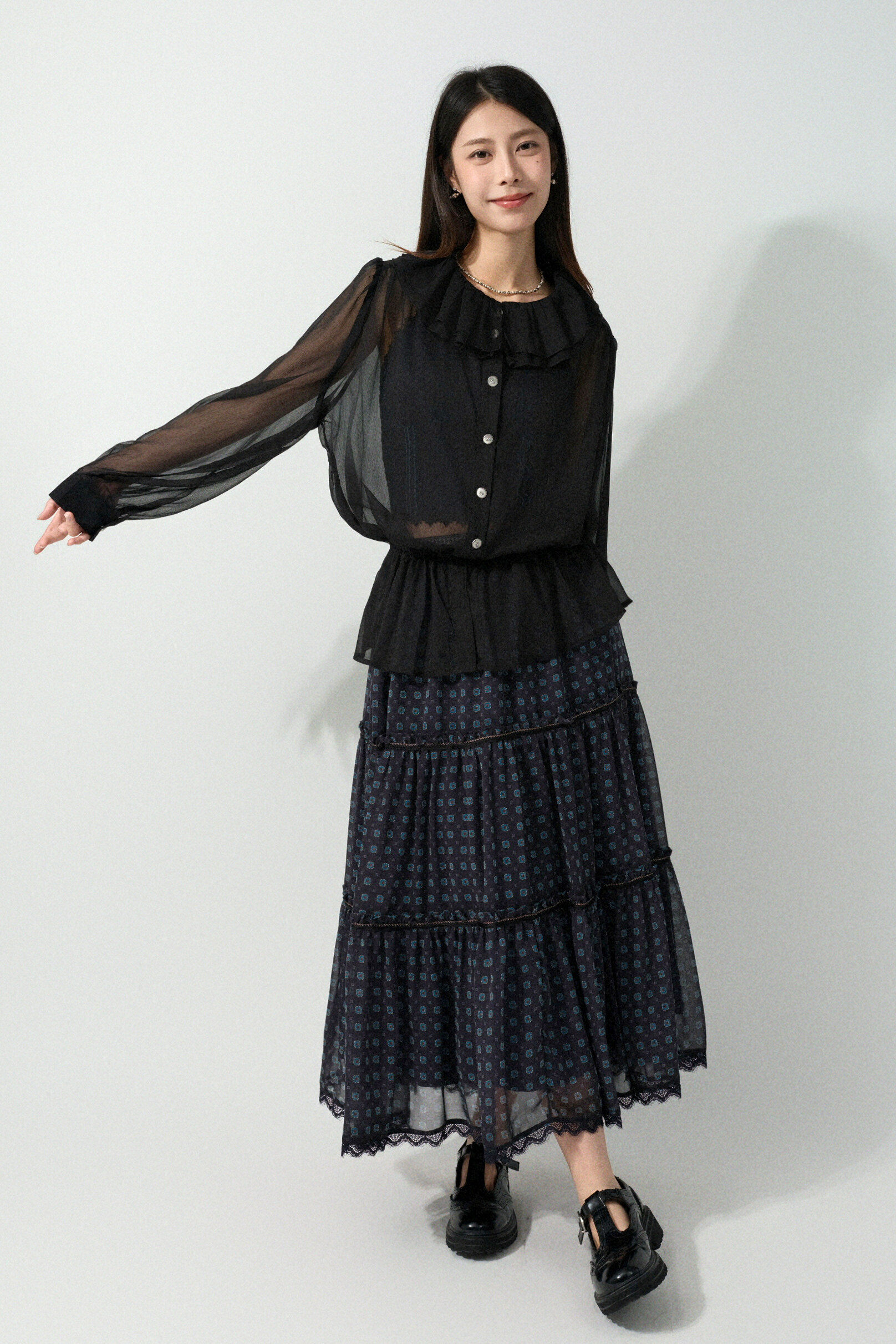 荷葉領雪紡恤衫 (預購產品）