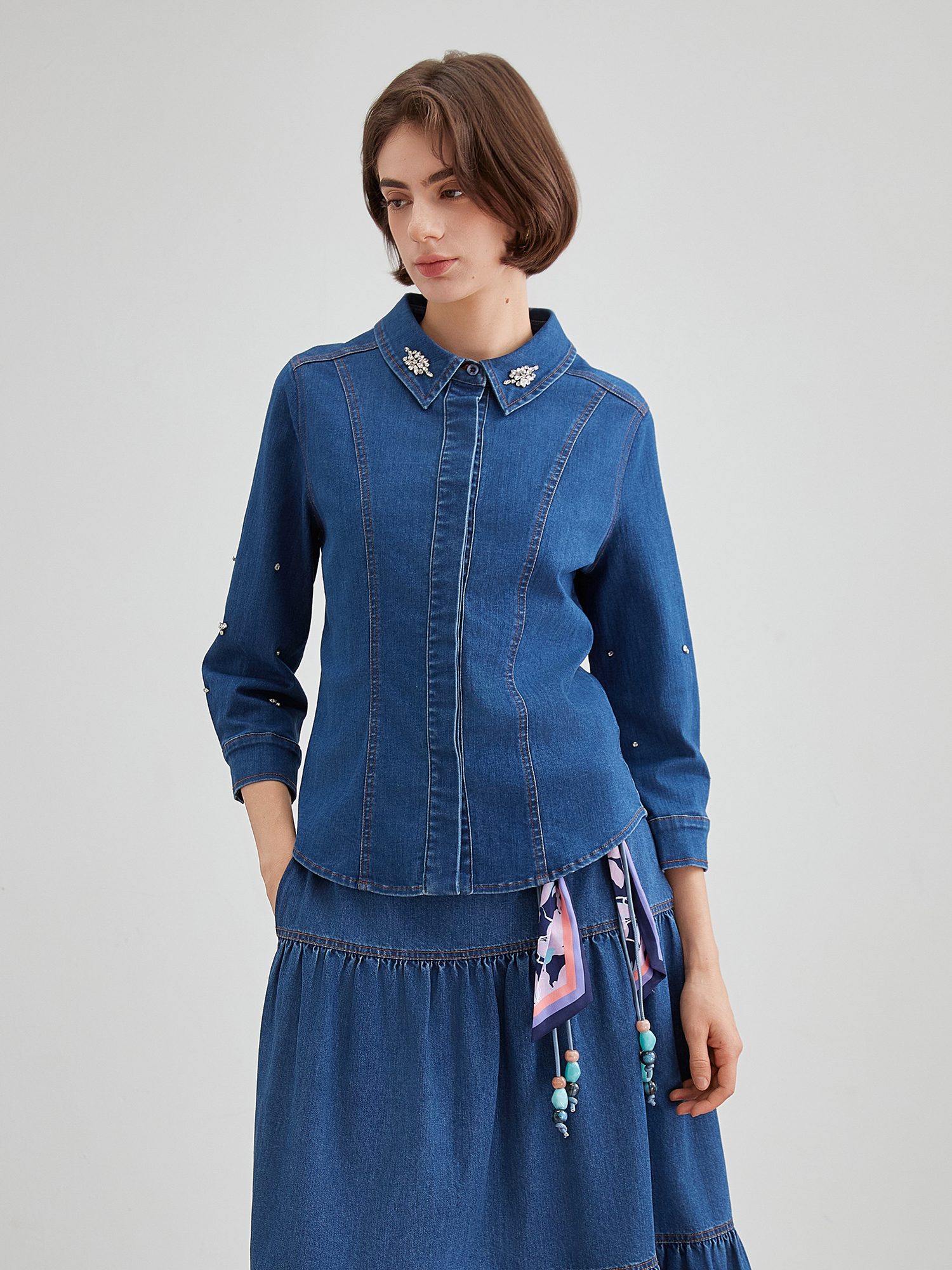 mi-tu 閃鑽收腰牛仔上衣