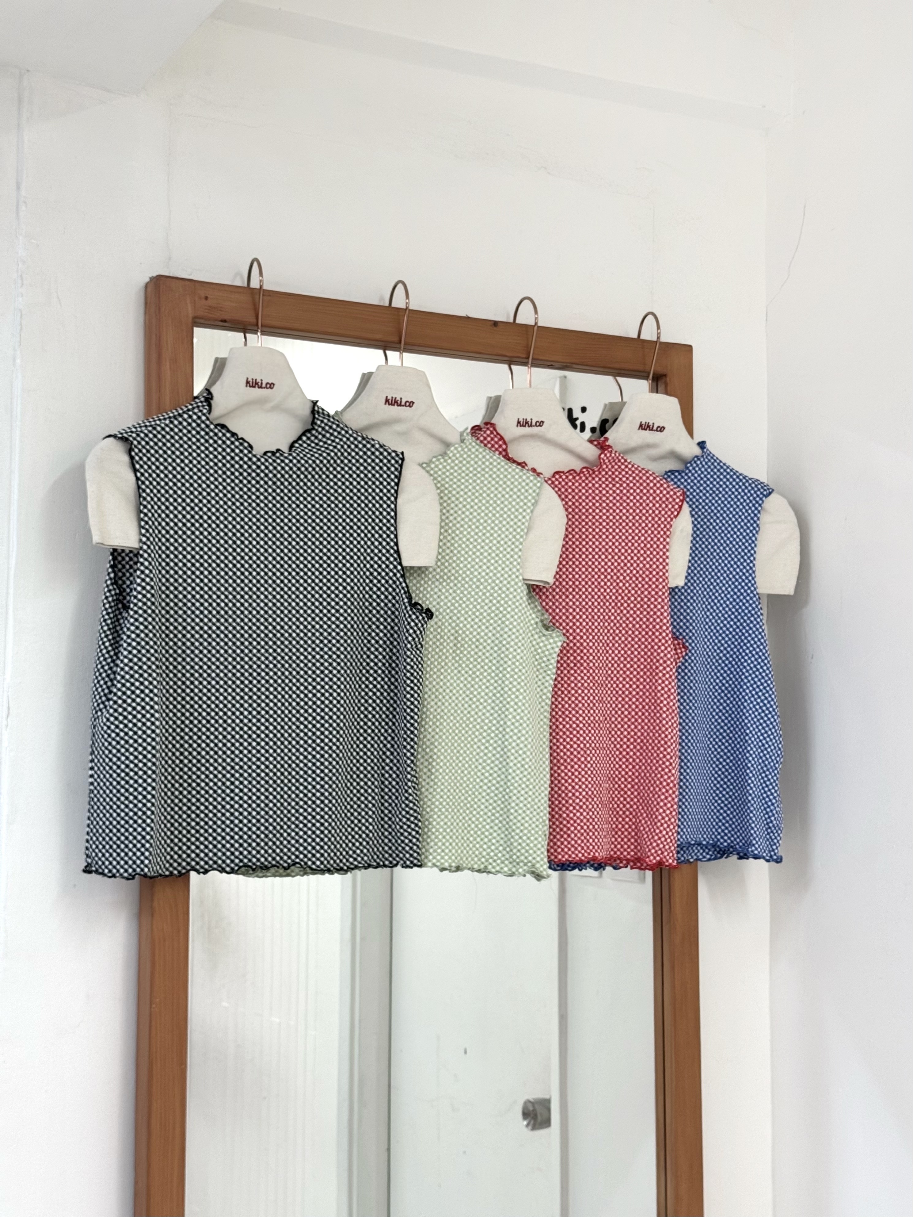 細格彈性皺皺布木耳邊背心打底