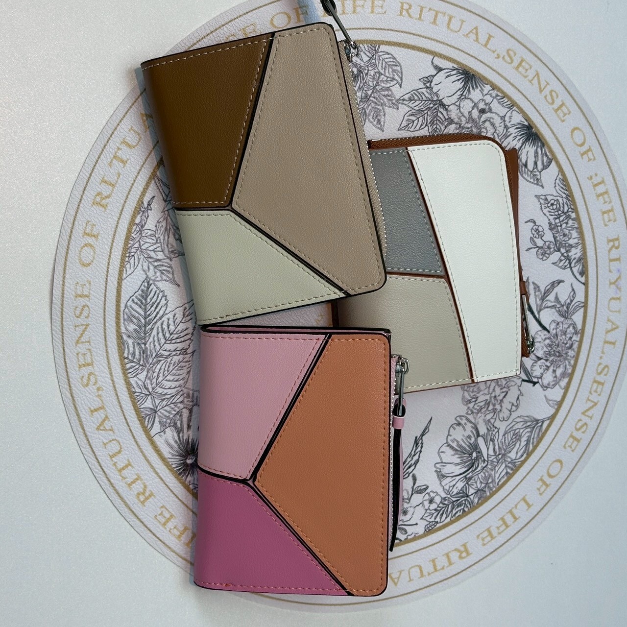 （G)  牛皮幾何撞色短夾 - MD1091 #1703HB