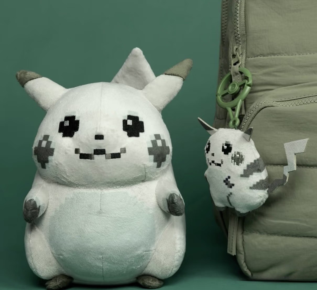 【預購】寶可夢 Pokémon 最初的皮卡丘 像素皮卡丘 30周年 娃娃 吊飾