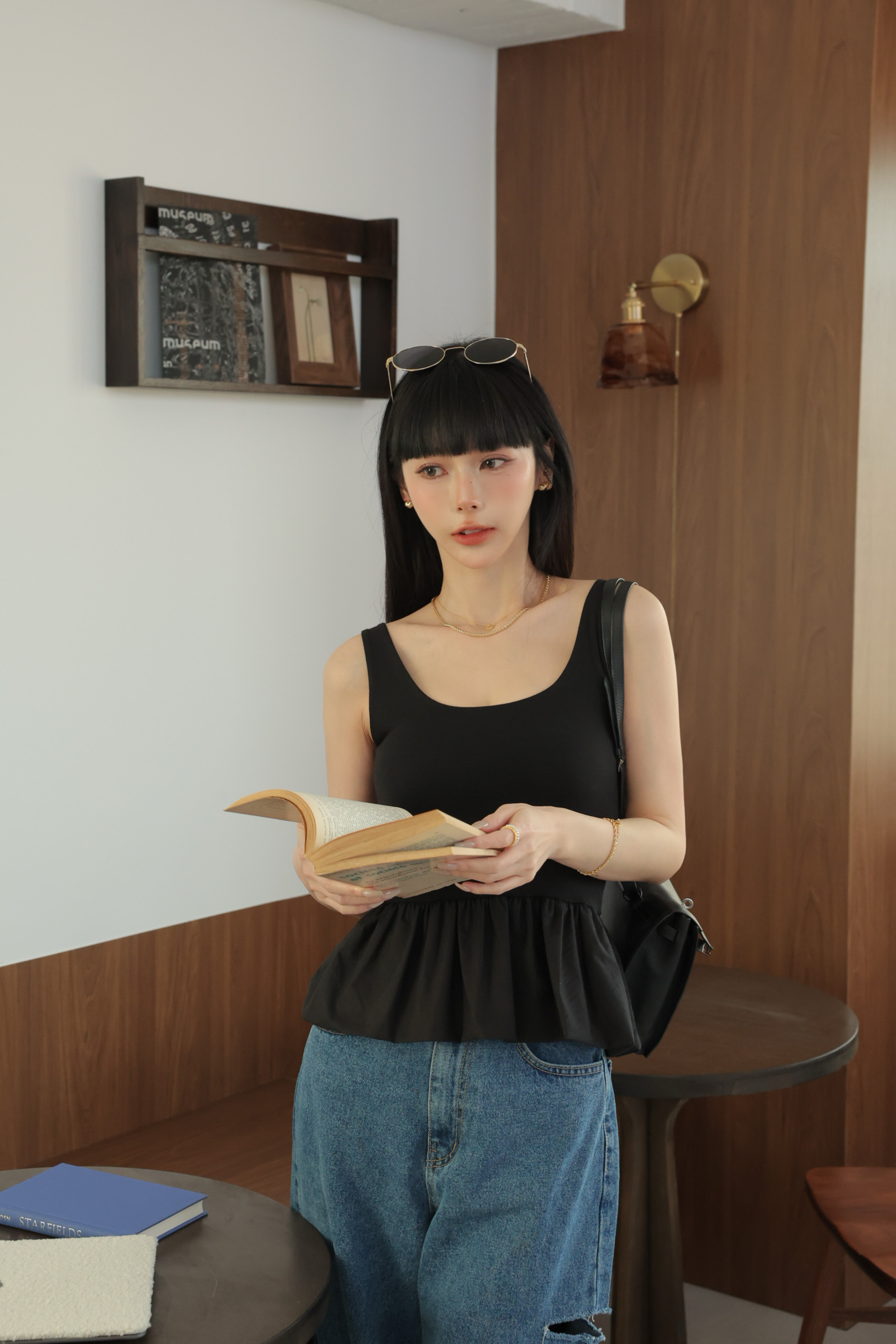 下擺傘狀法式背心 HA55