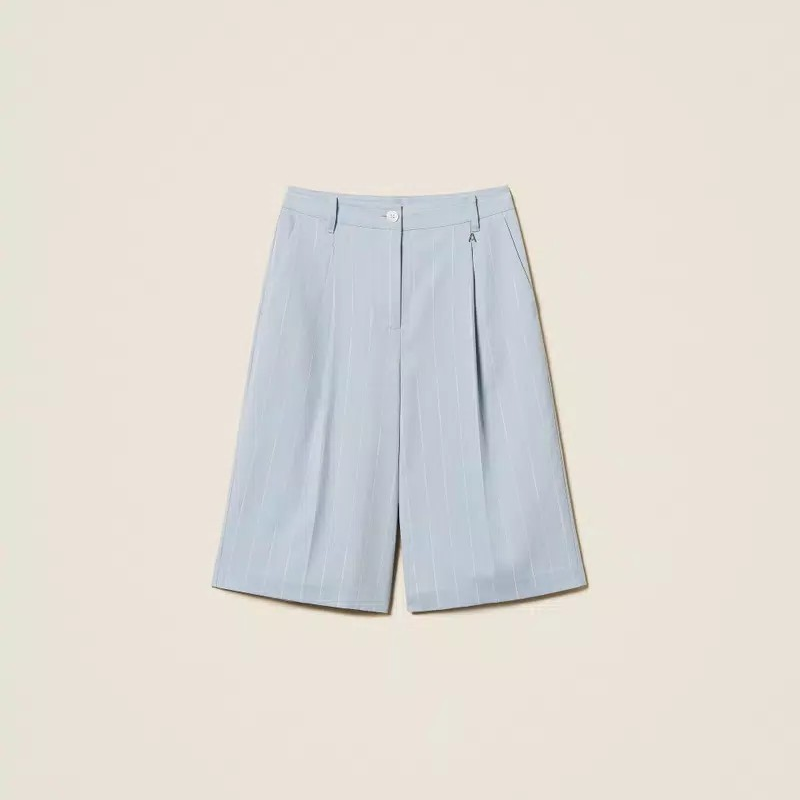 1TS0319-088 [TWINSET] Pinstripe Bermuda Shorts with Pockets Skyline Pinstripe #261AP2173 (C-EU-E)