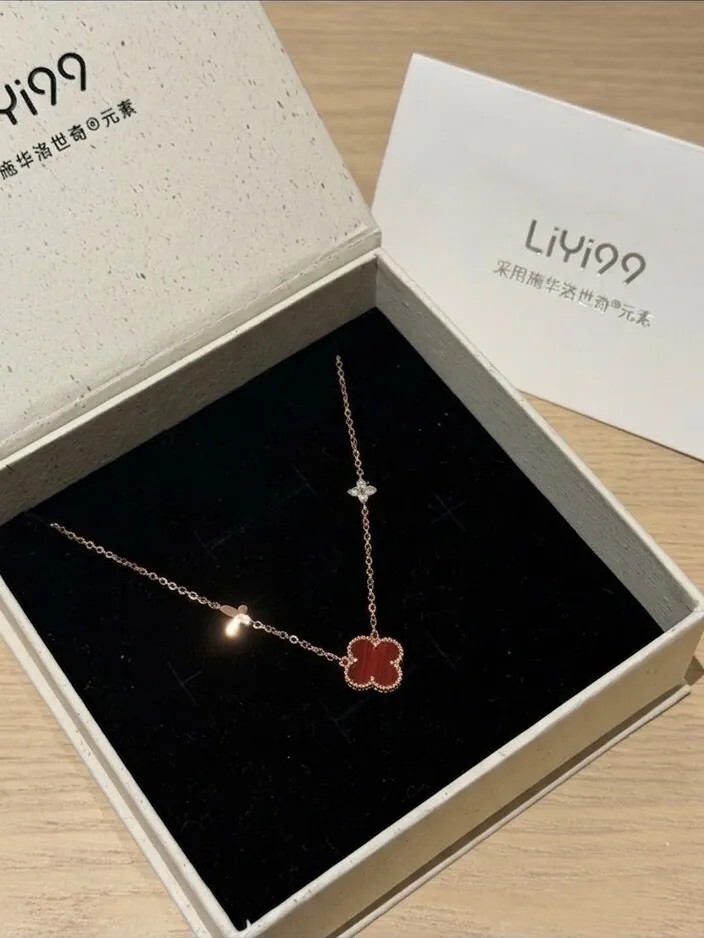 LIYI99 施華洛世奇鑽石 四葉草 項鍊