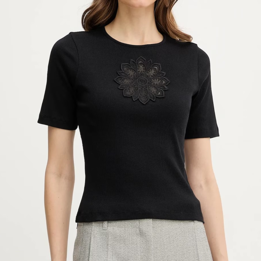 1TS0319-076 [TWINSET] Cotton T-Shirt Black #261TP2091 (C-EU-E)