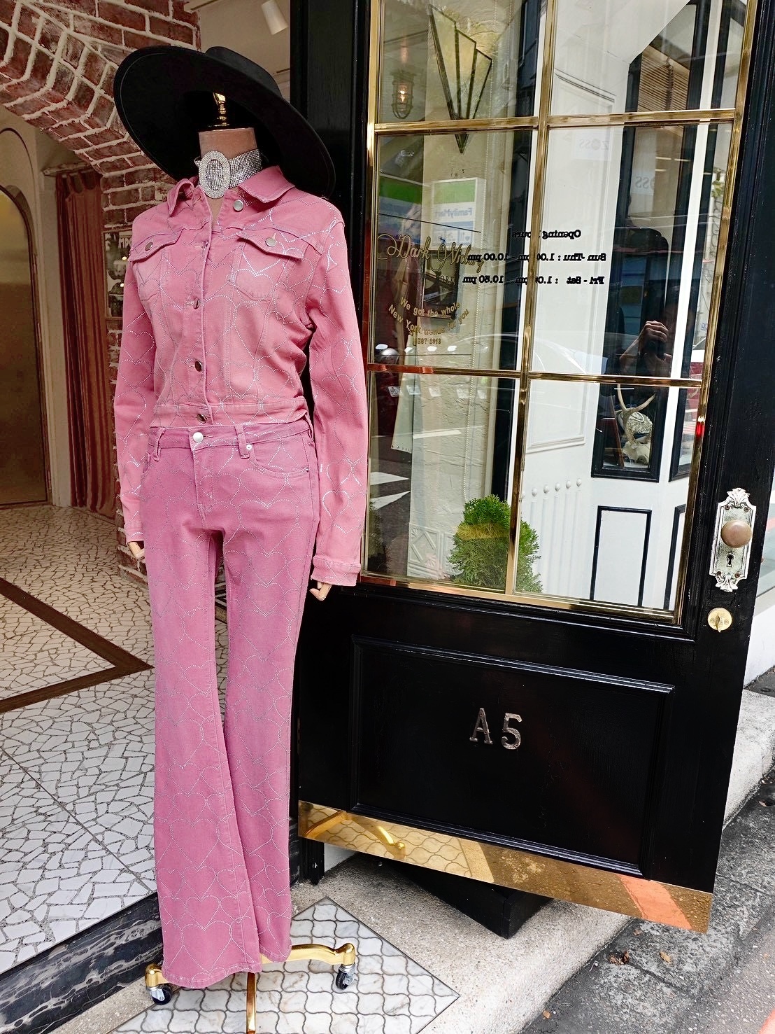 Rose Heart粉紅愛心燙鑽丹寧夾克+牛仔褲套裝