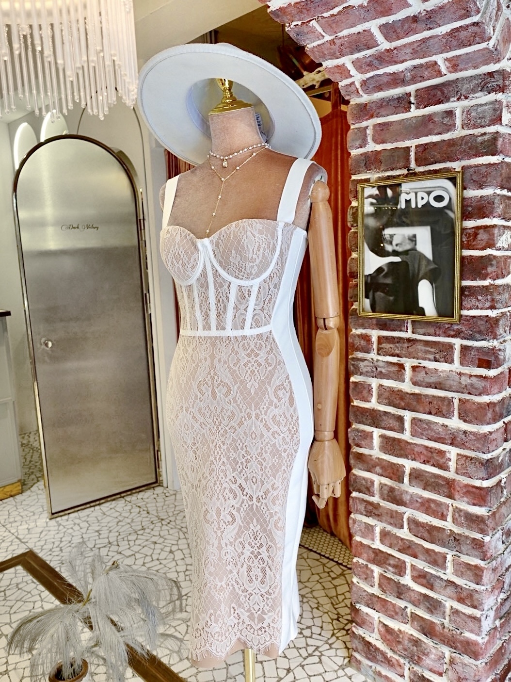 Nude裸白色蕾絲馬甲繃帶Midi Dress