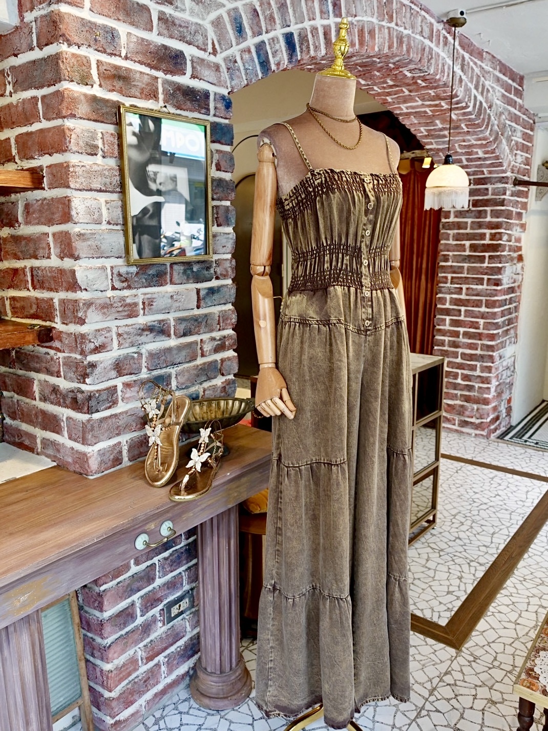 Chocolate巧克力色水洗彈性鈕扣連身長寬褲 Jumpauit