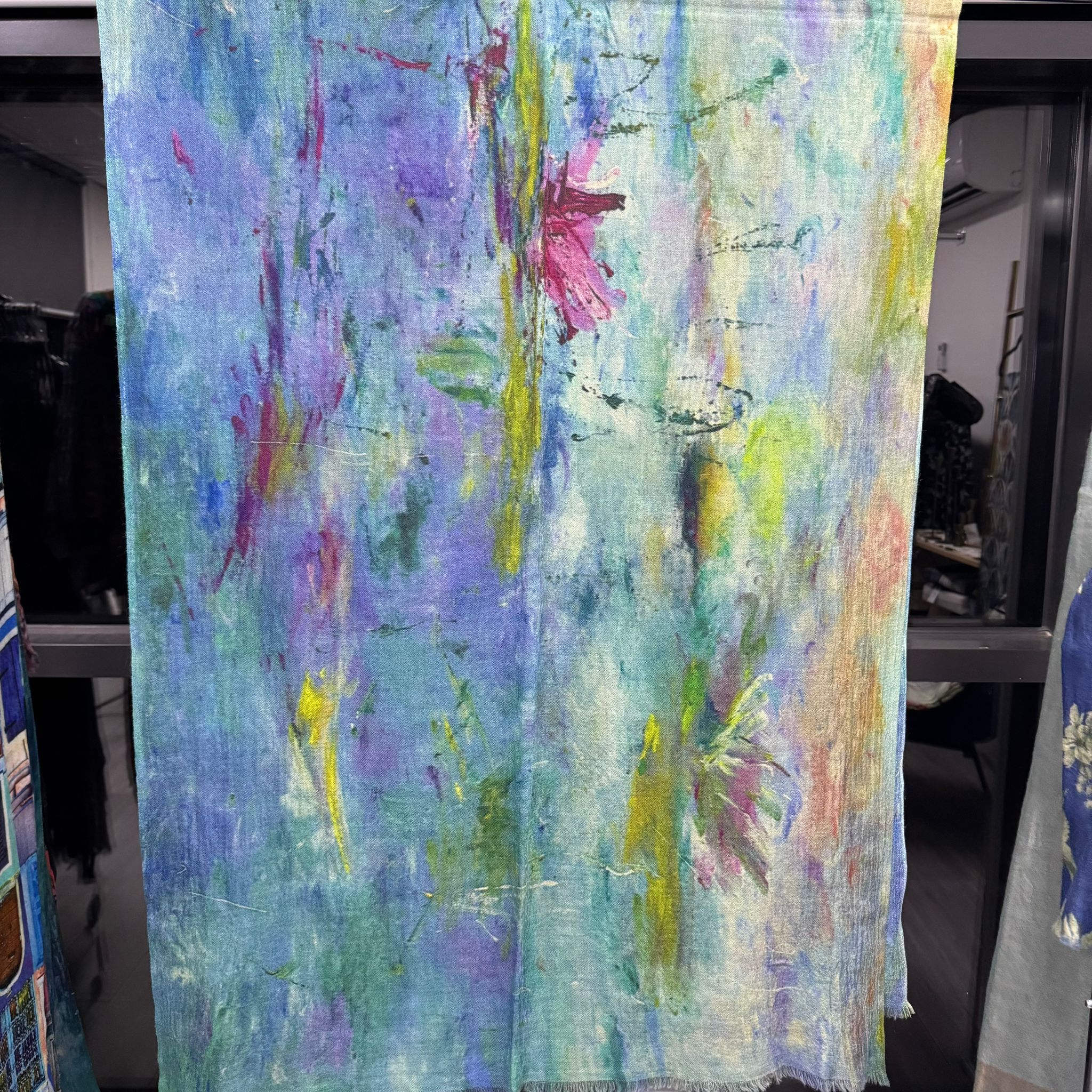 AUS-CCG0317-046 W17-180 FW 100% Fine Merino Wool 70 x 200cm (A6)