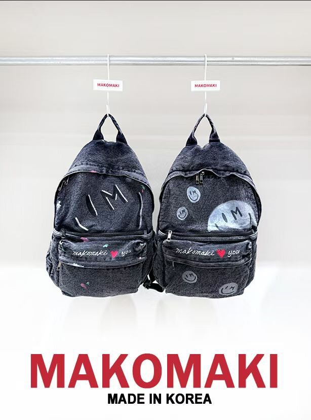 604057 MAKOMAKI灰黑塗鴉牛仔背包(不含掛飾) 現貨