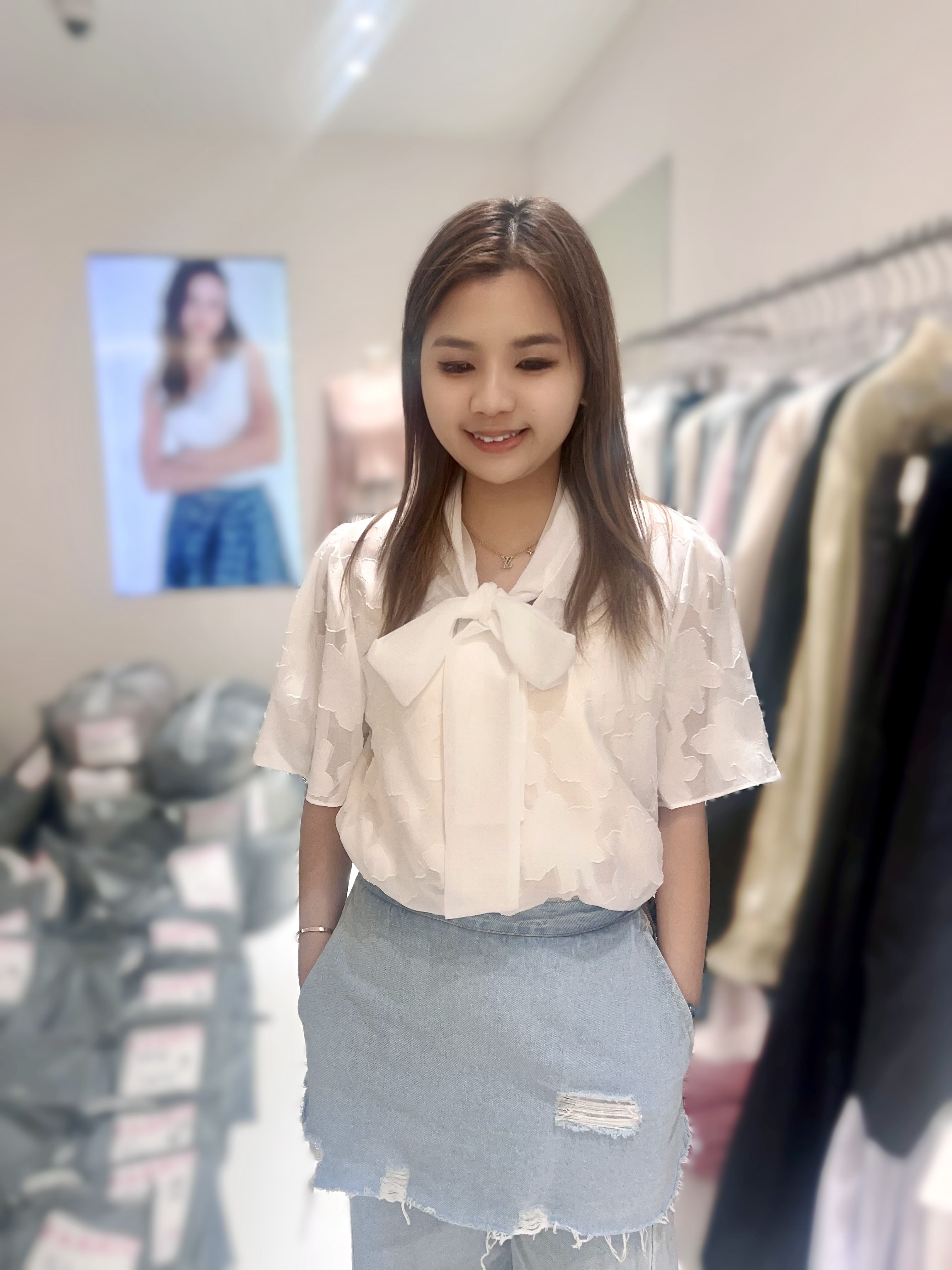 FC01 胸42 長22 $529 (一口價)