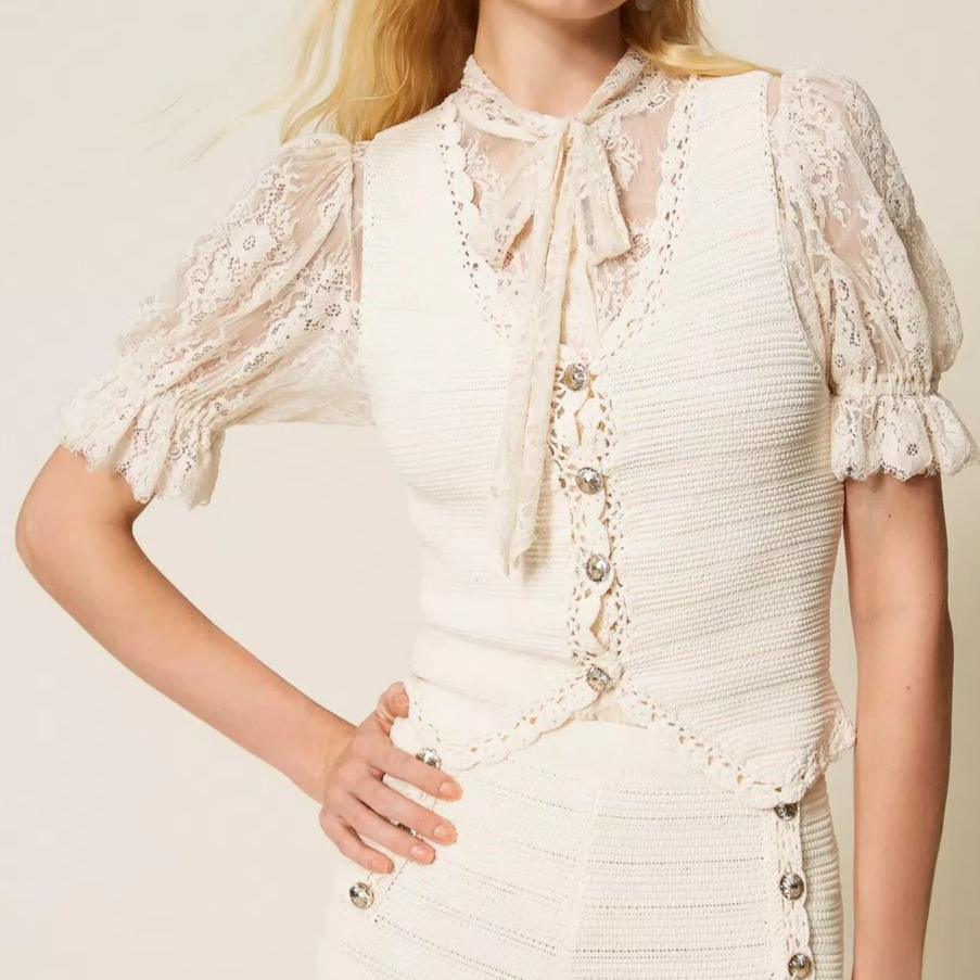 1TS0319-060 [TWINSET] Knit Waistcoat with Crochet Detail Beige #261TP3077 (C-EU-E)