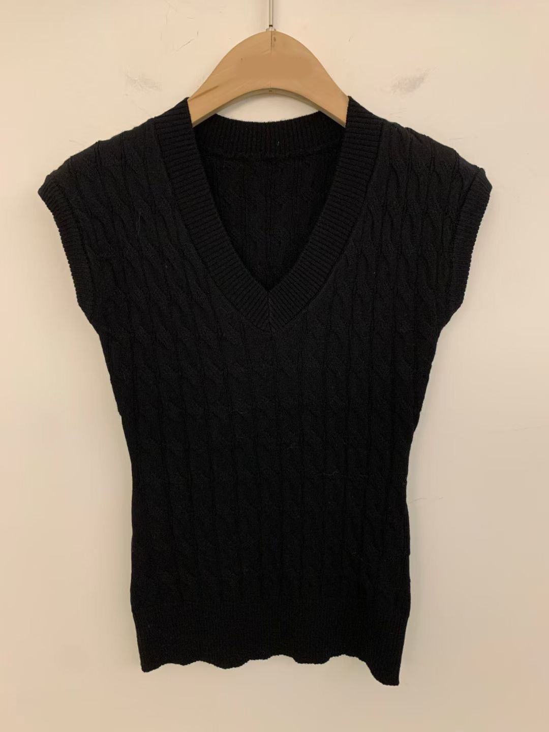 溫柔感V領寬肩麻花針織背心上衣 / 5色