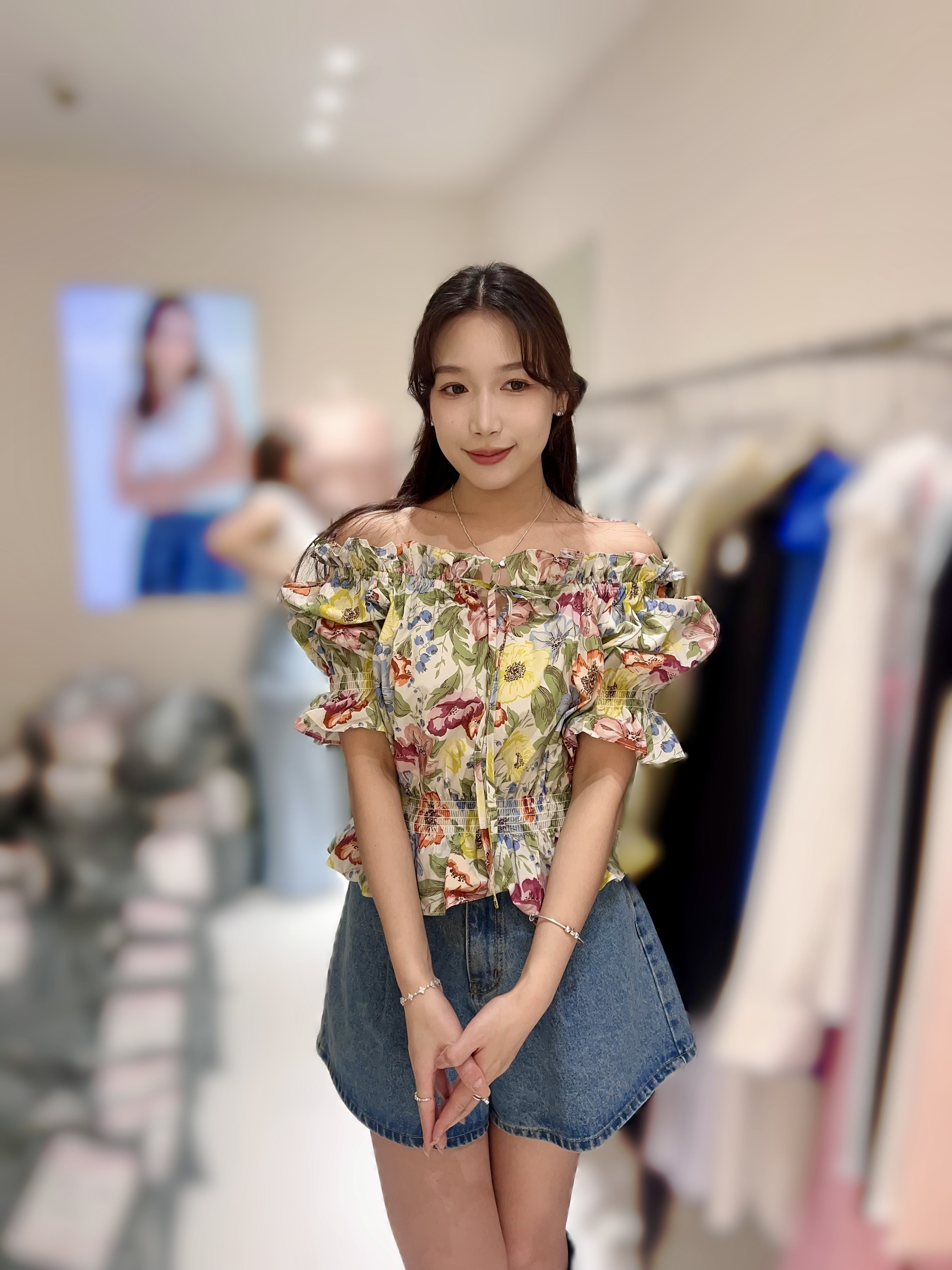 FC04 胸45   長16 $529 (一口價)