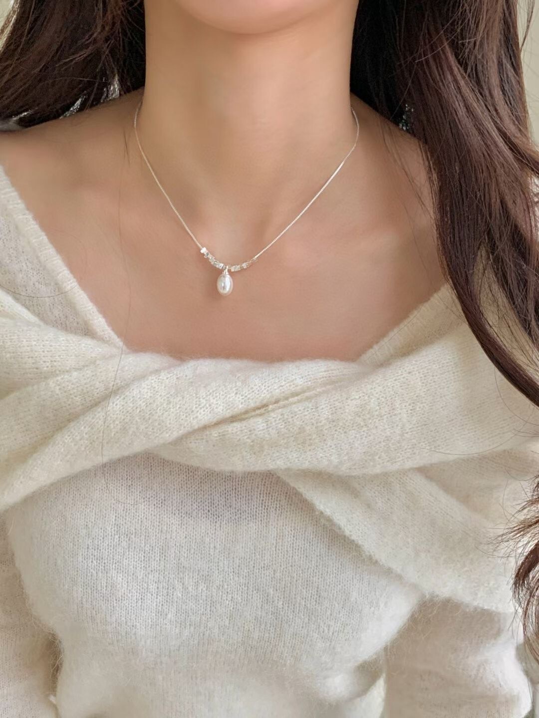 優雅女子銀色方塊感水滴珍珠項鍊