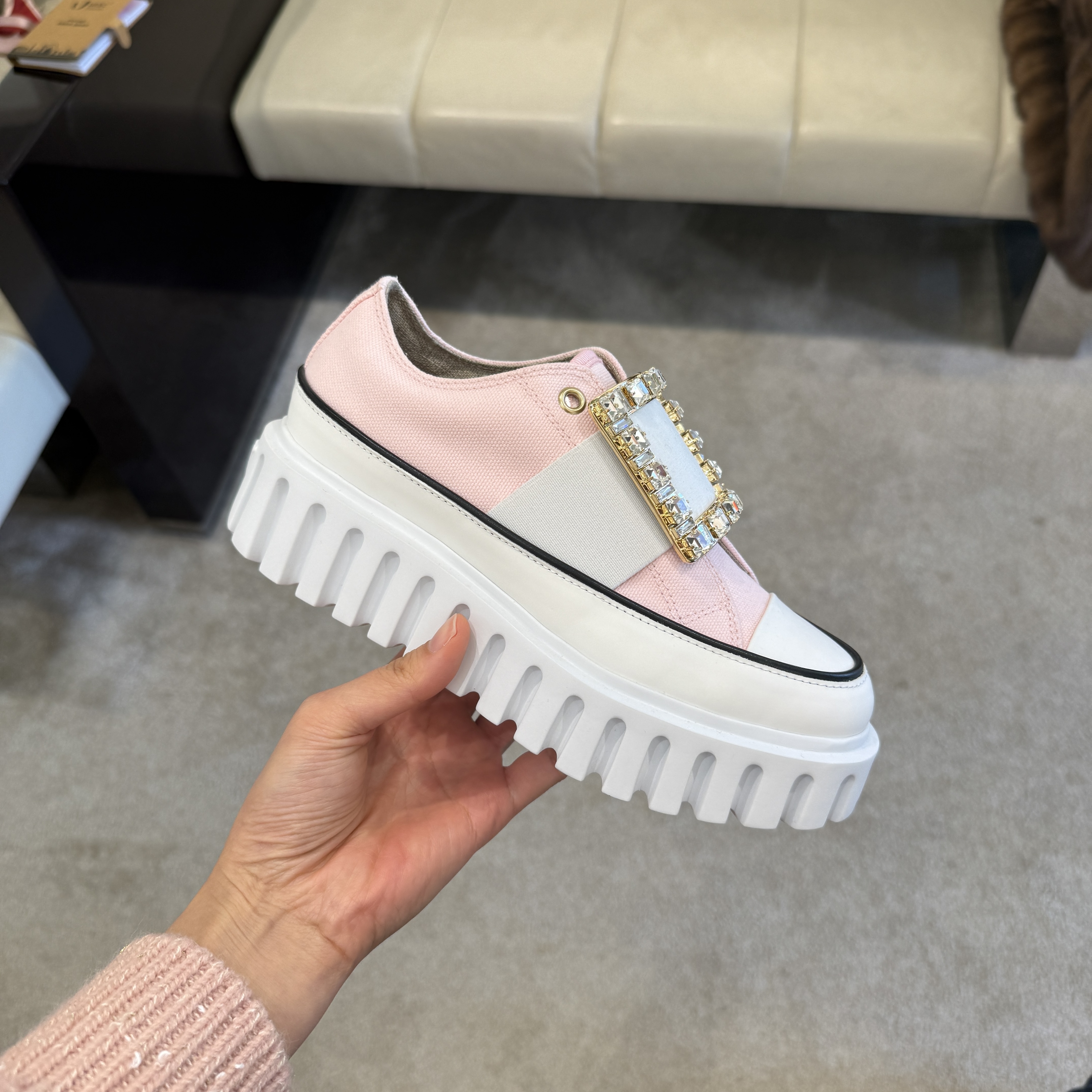 Roger Vivier Viv go thick strass sneakers pink