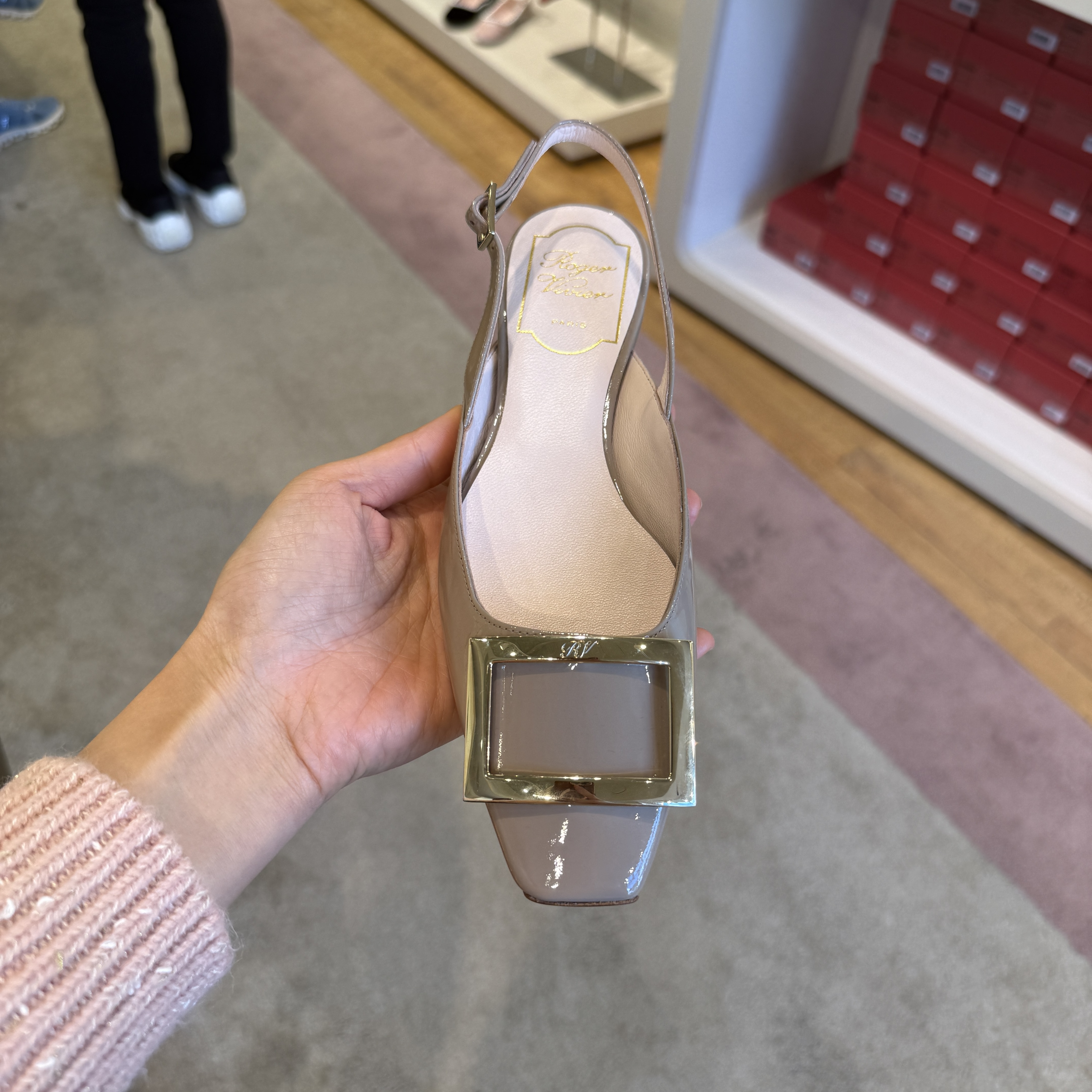 Roger Vivier RV trompette slingback flats Taupe
