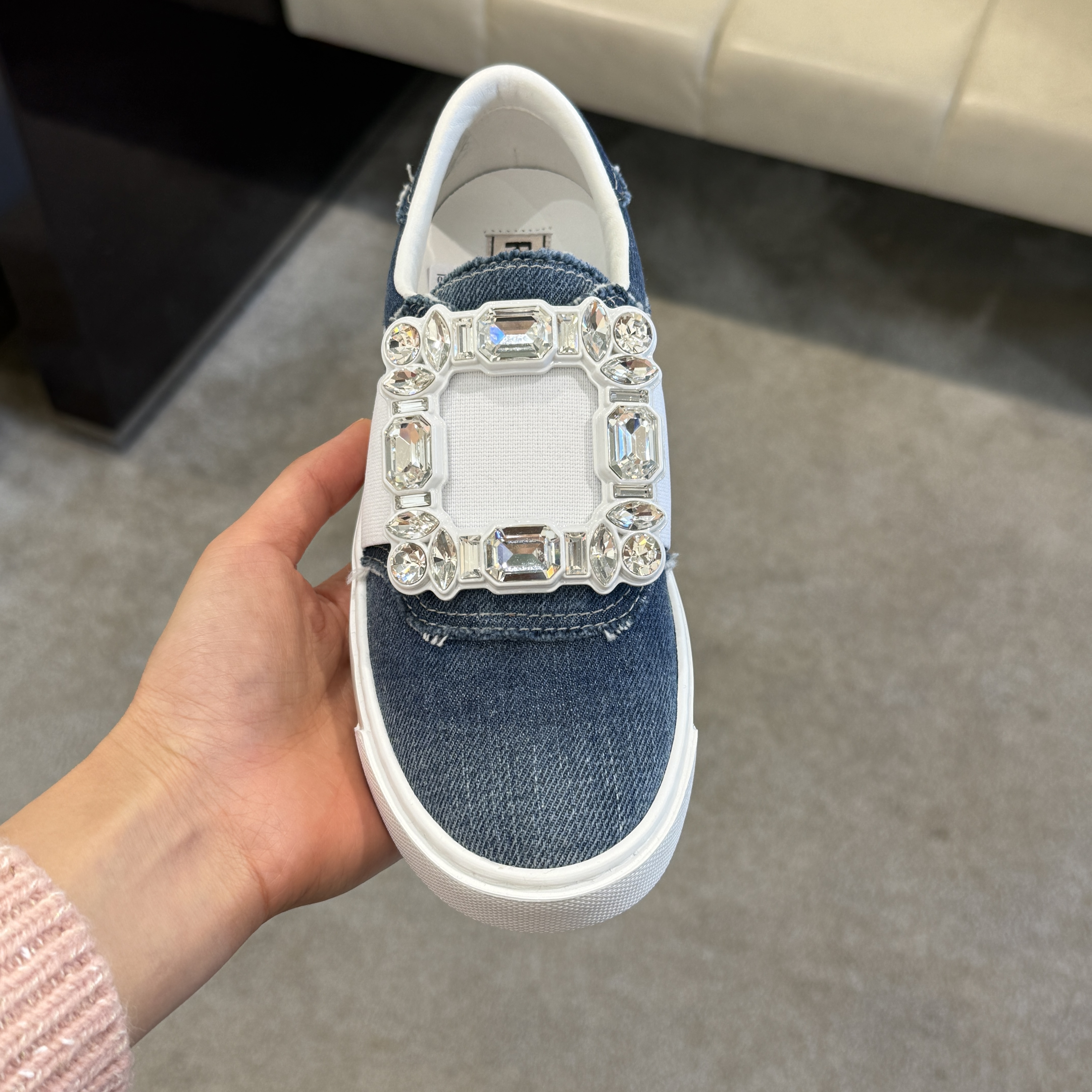 Roger Vivier RV very Vivier strass sneakers dark denim blue