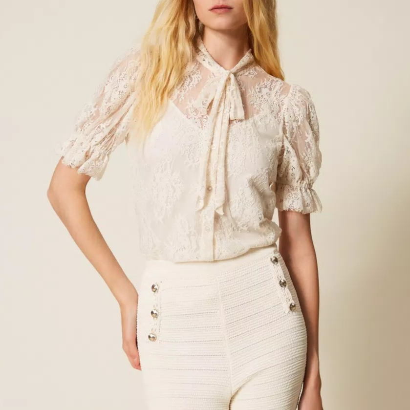 1TS0319-047 [TWINSET] Lace Shirt with Bow Mother Of Pearl #261TP2625 (C-EU-E)