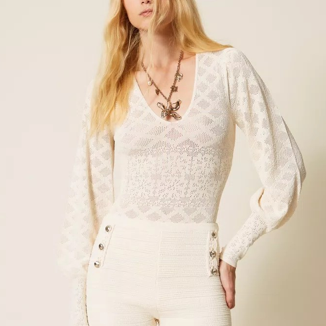 1TS0319-046 [TWINSET] Knit Bodysuit with Floral Detail Mother Of Pearl #261TP3261 (C-EU-E)