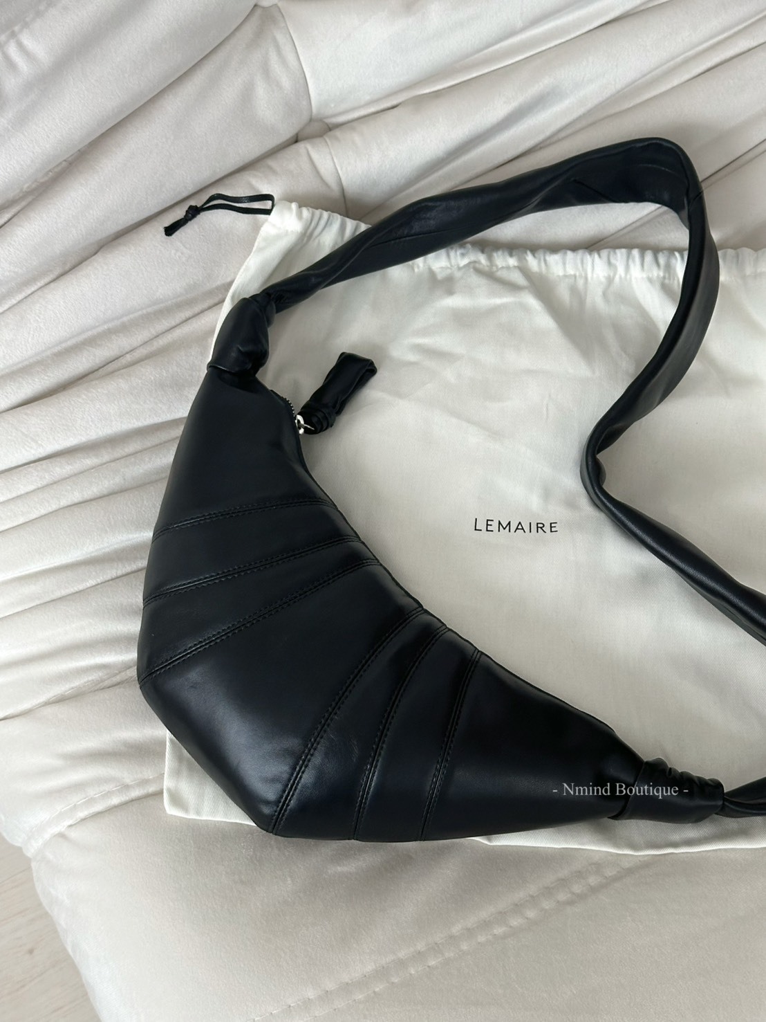 LEMAIRE  SMALL CROISSANT BAG IN SOFT NAPPA LEATHER / Black