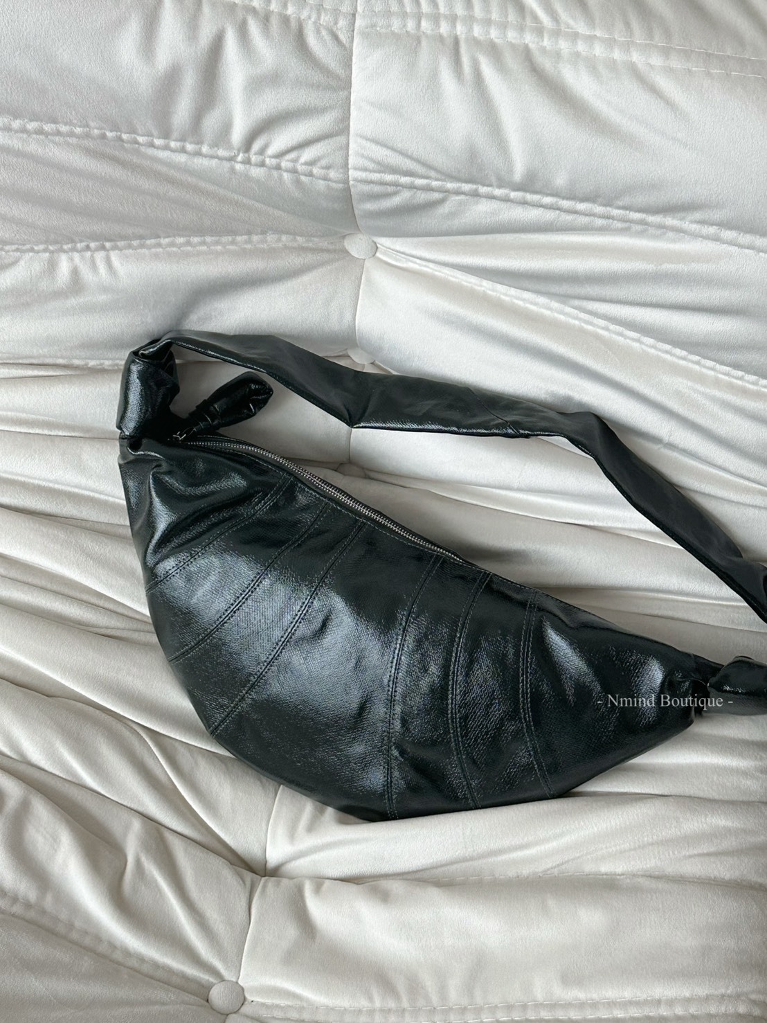 LEMAIRE  MEDIUM CROISSANT BAG IN COATED COTTON / Forest