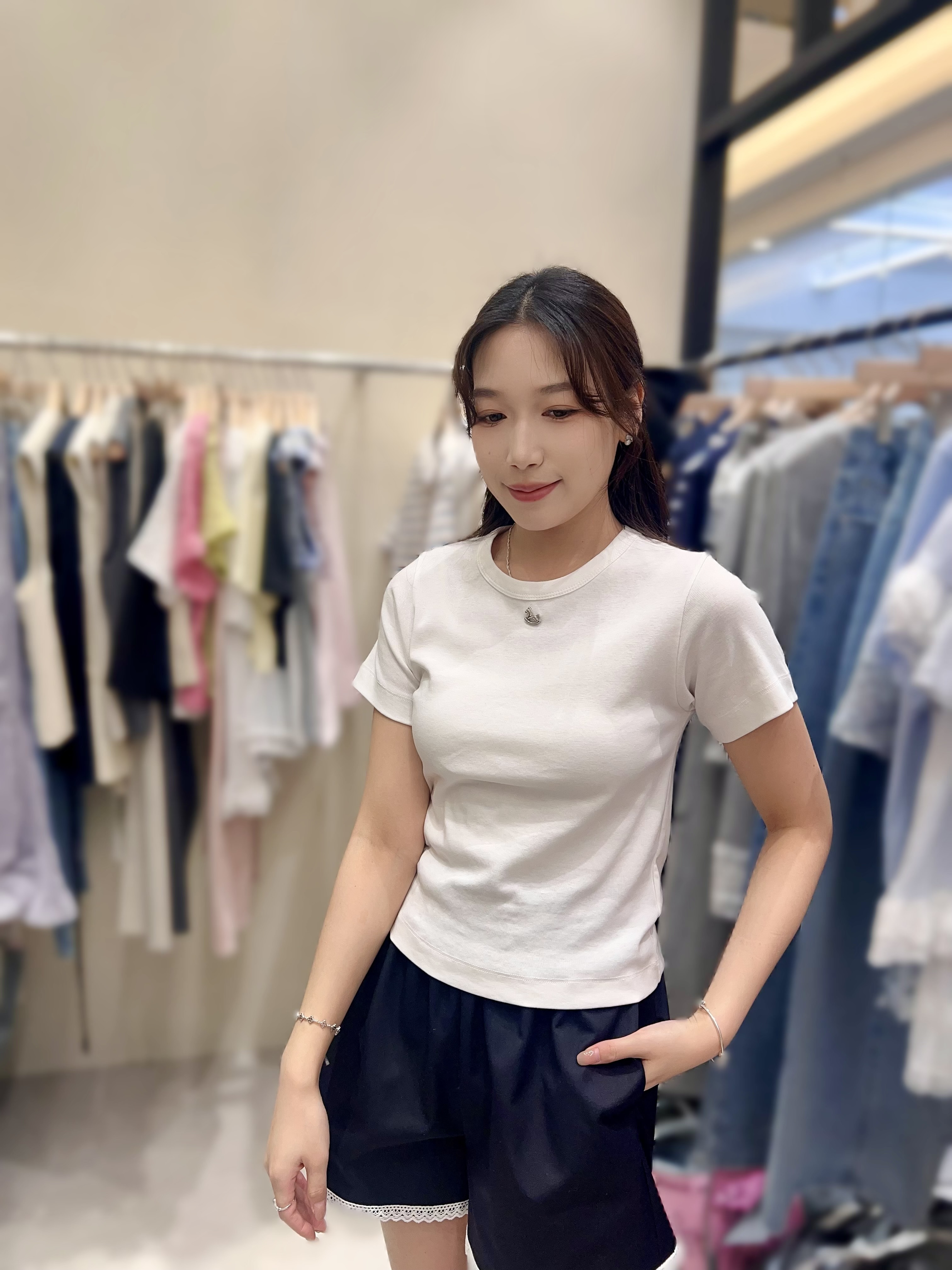 ME08 胸 35-46 長 20 $369 (一口價)