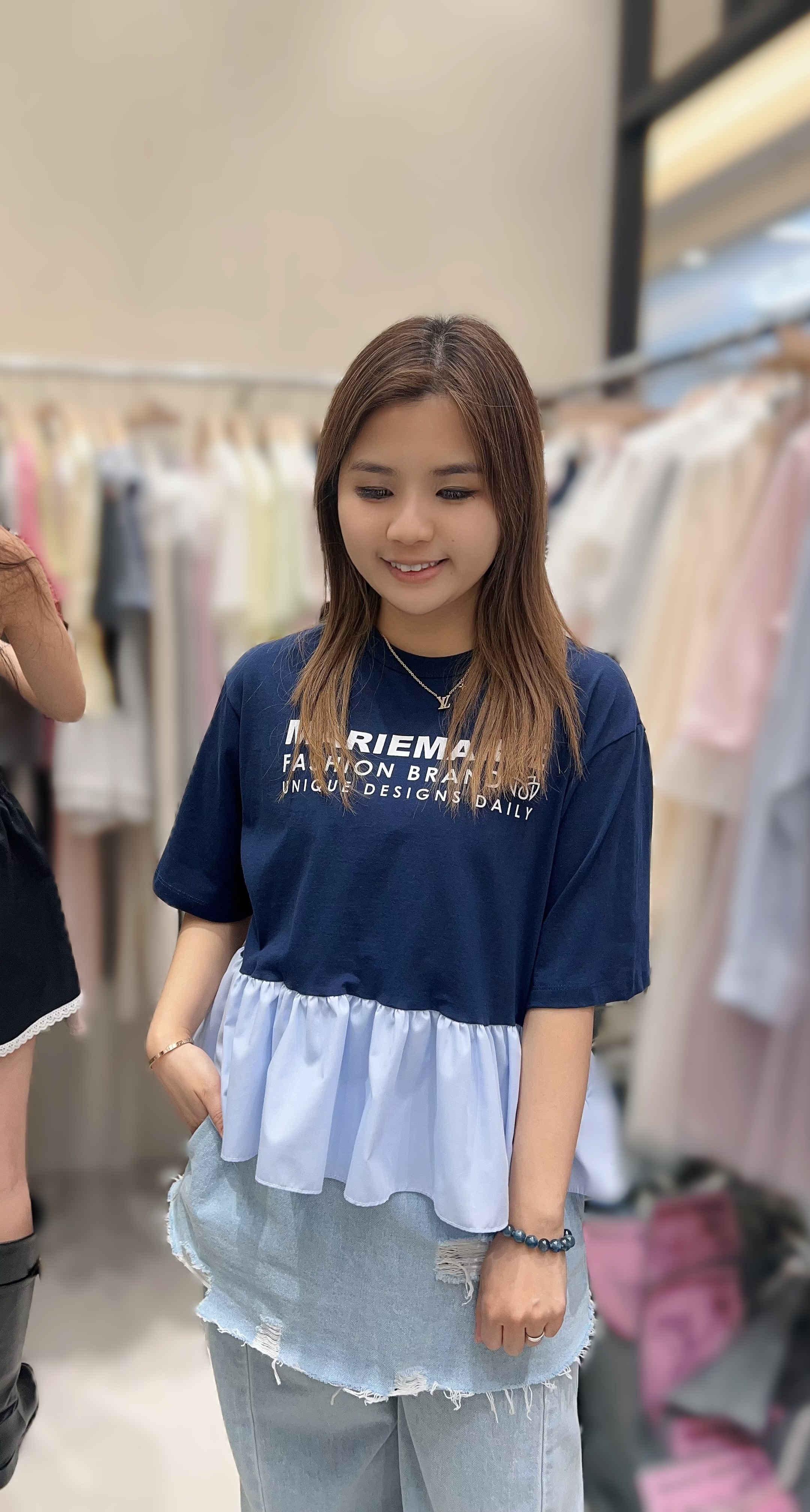 ME30 胸 46  長 21  $399 (一口價)