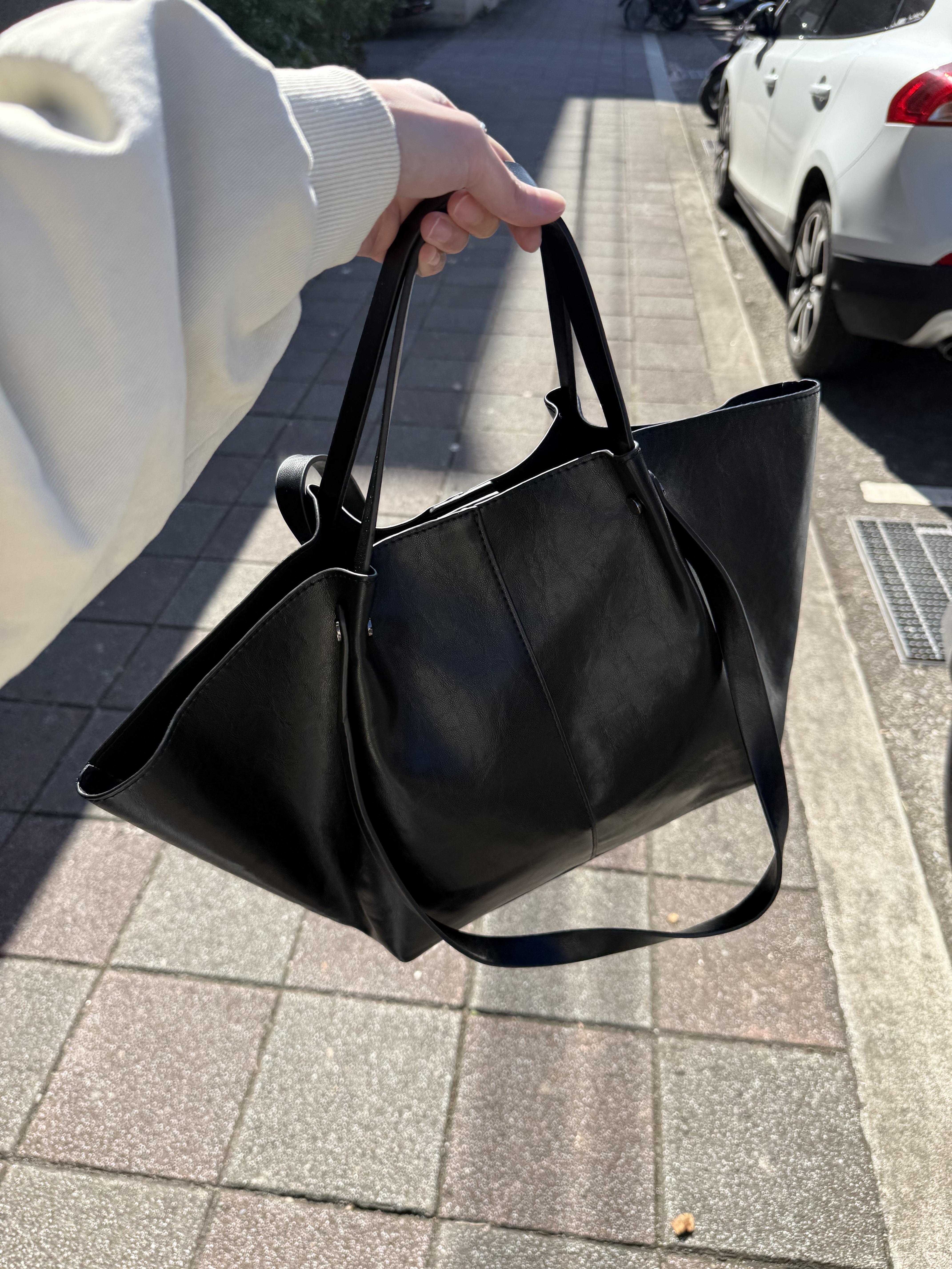 大容量側肩包 (黑)