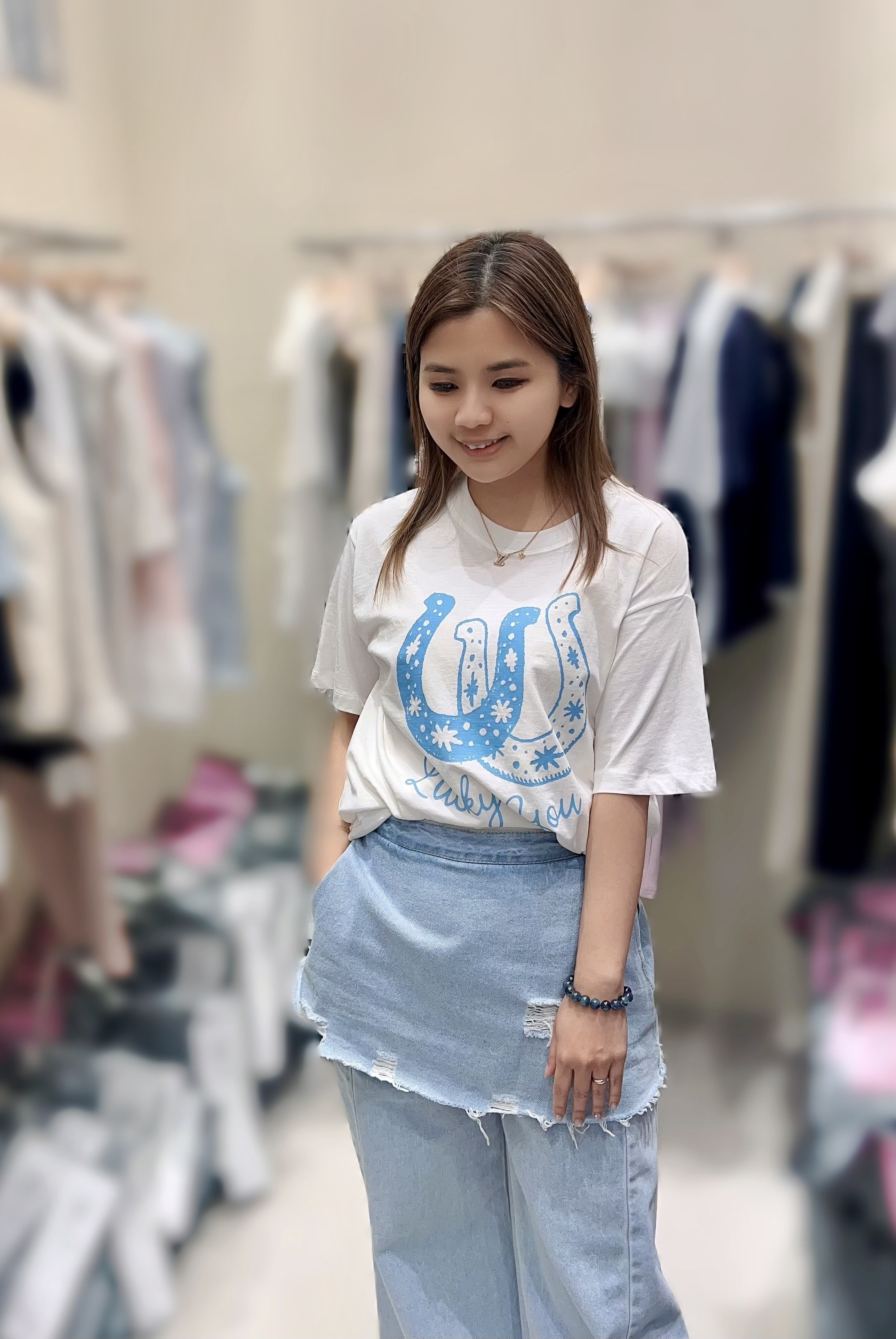 ME26 胸46  長23   $369 (一口價)