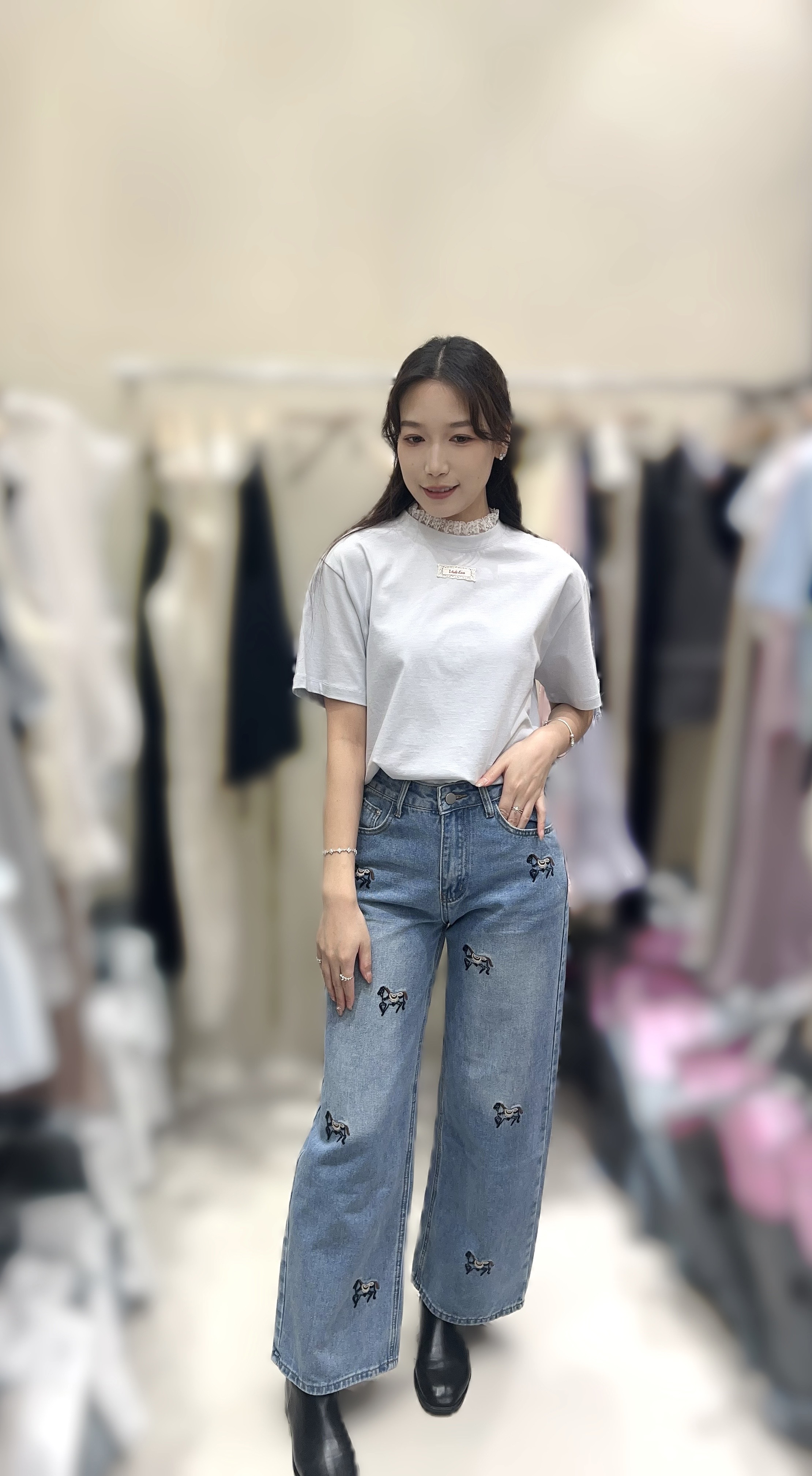 ME35  牛仔褲 👖 S:腰  28 HIP 42 長40  /M:腰 30 HIP 46 長40  /L:腰 32 HIP 50 長40.5  $479 (一口價)